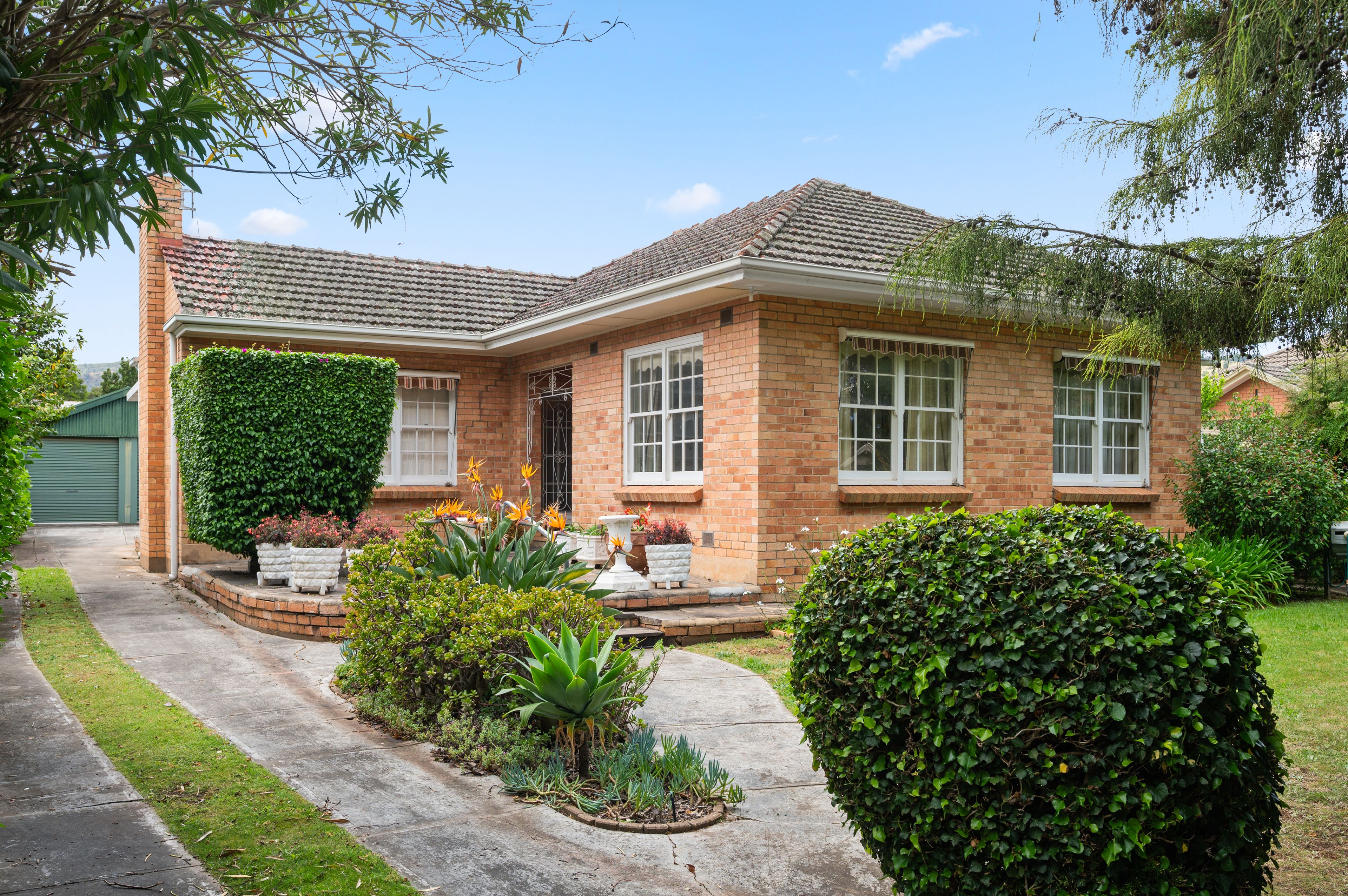 8 Torrens Street — photo from Ray White Burnside