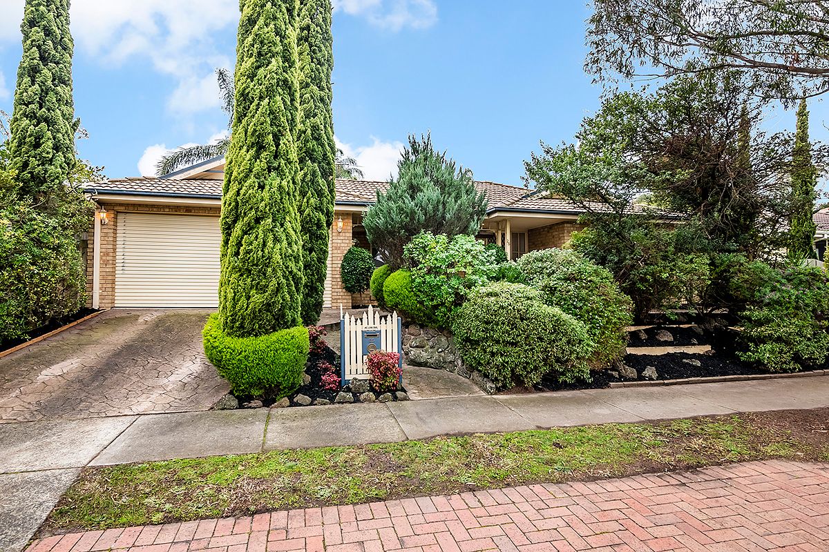 25 Gull Way, Narre Warren South VIC 3805