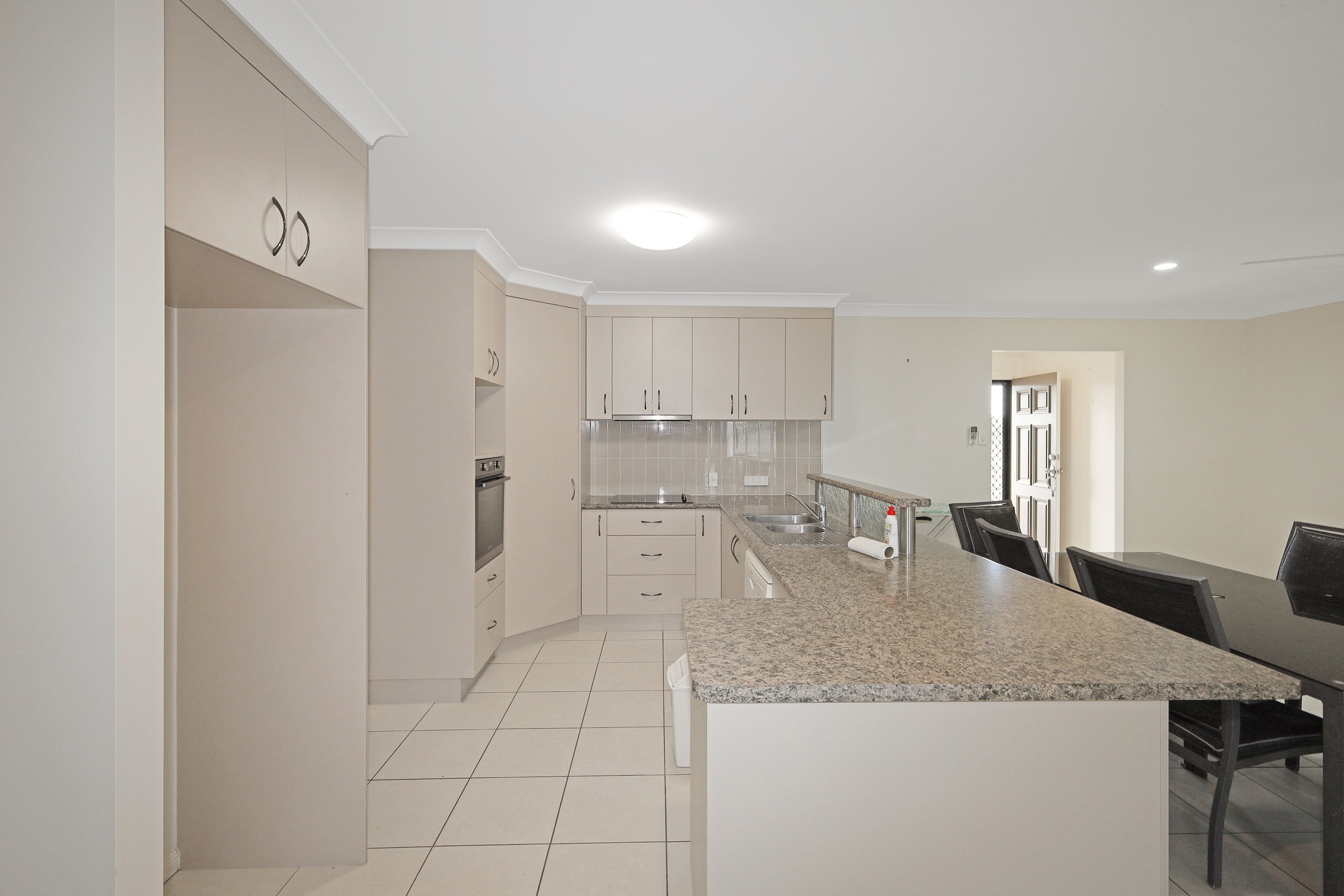 18 Pacific Avenue, Sarina, QLD 4737