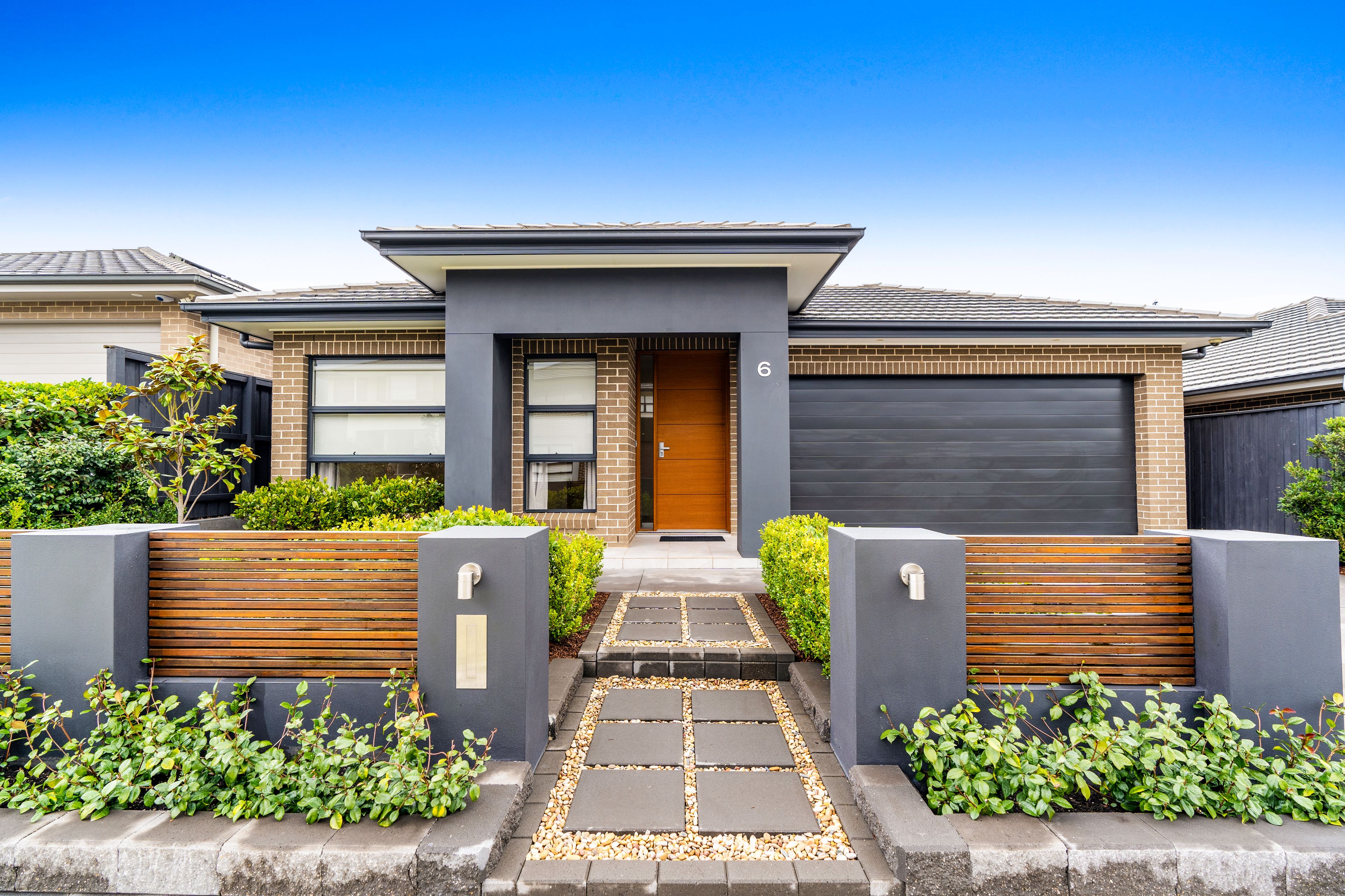6 Beattie Street, GLEDSWOOD HILLS NSW 2557