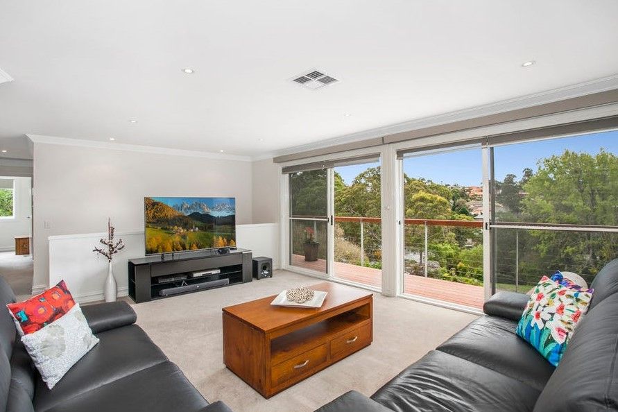 11 Hamelin Place, Illawong, NSW 2234