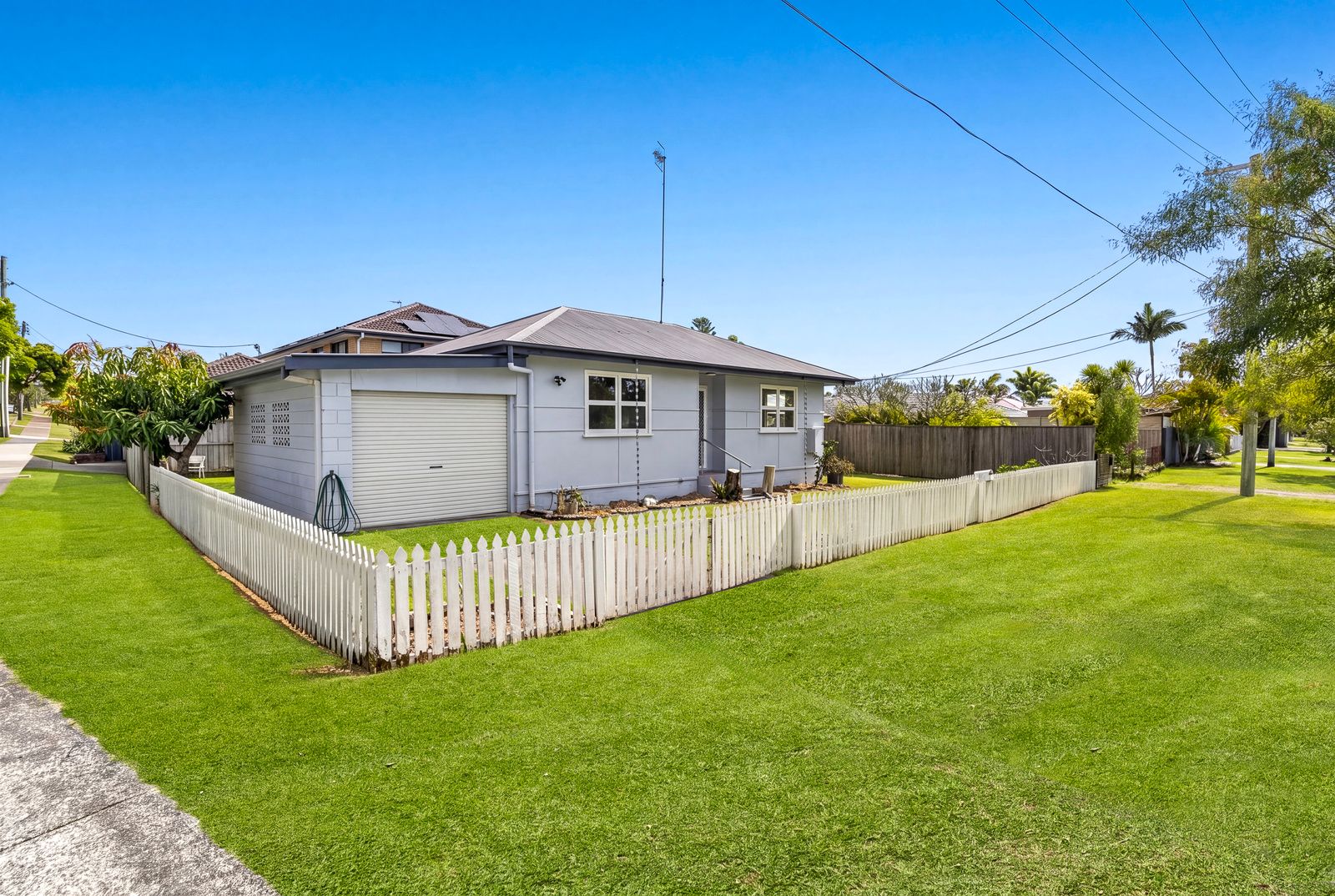 25 Foch Street — photo 12 of 14