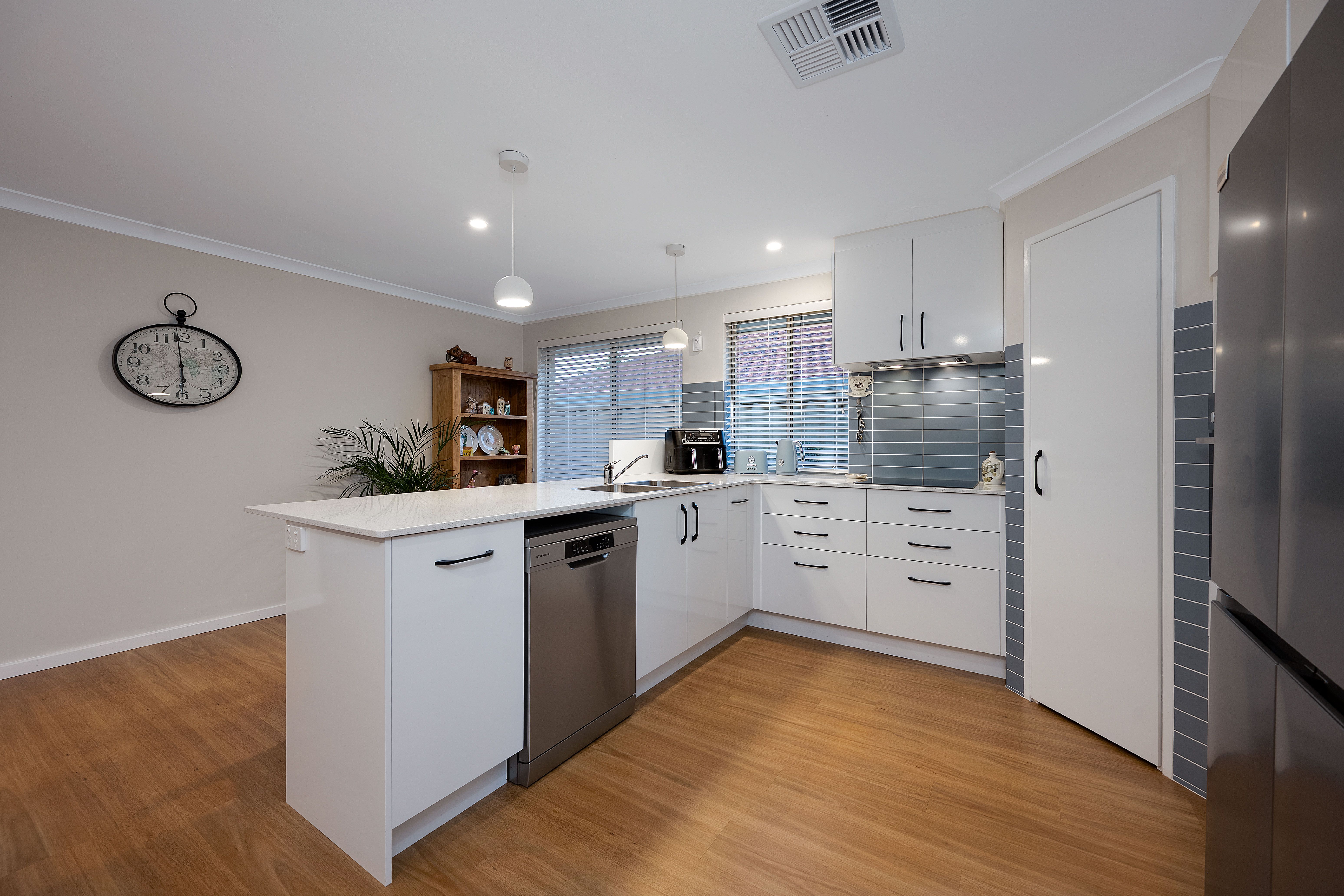 14 Irma Way — photo 6 of 27