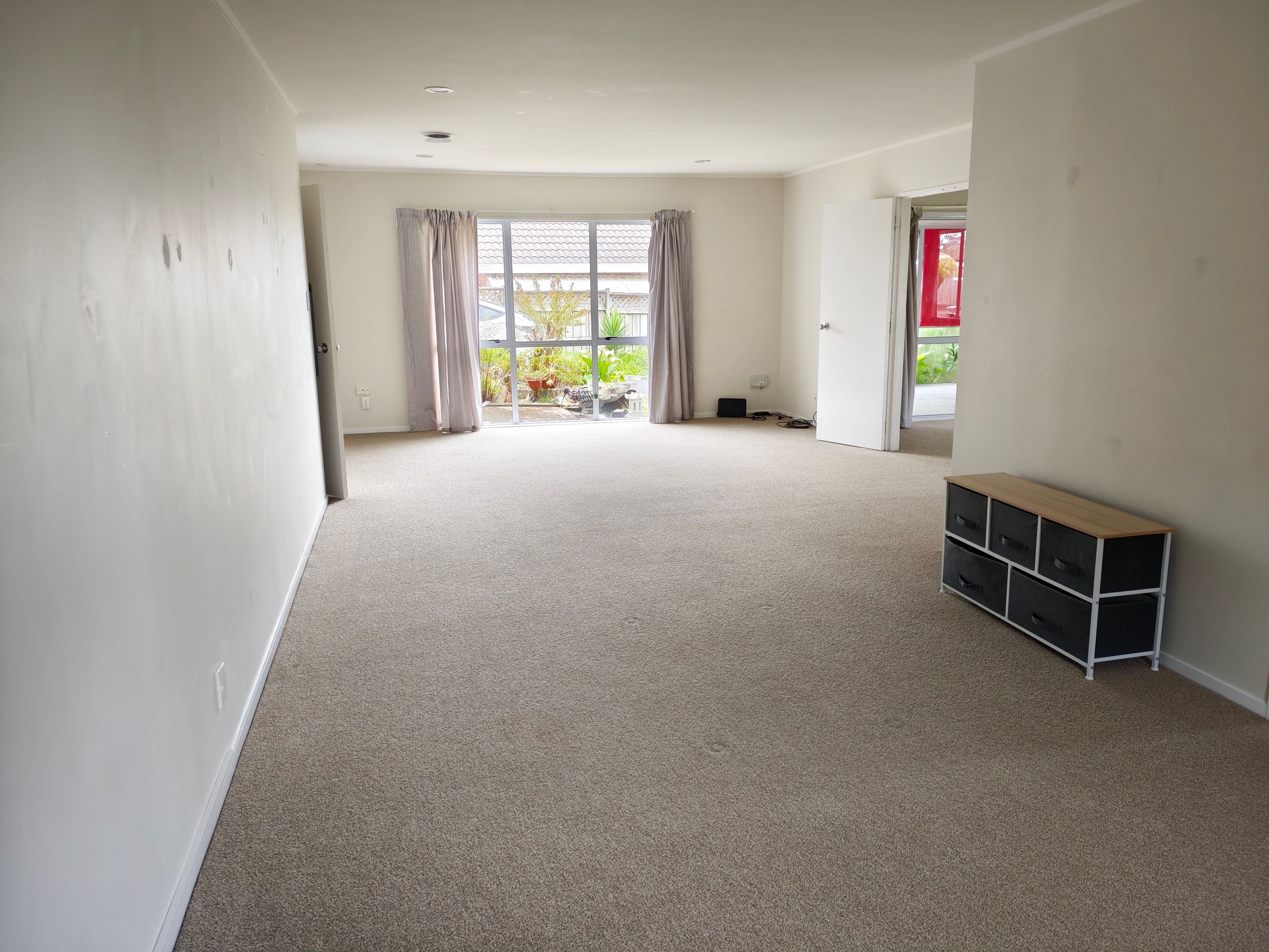 45 SIMMENTAL Crescent, Somerville, Manukau City