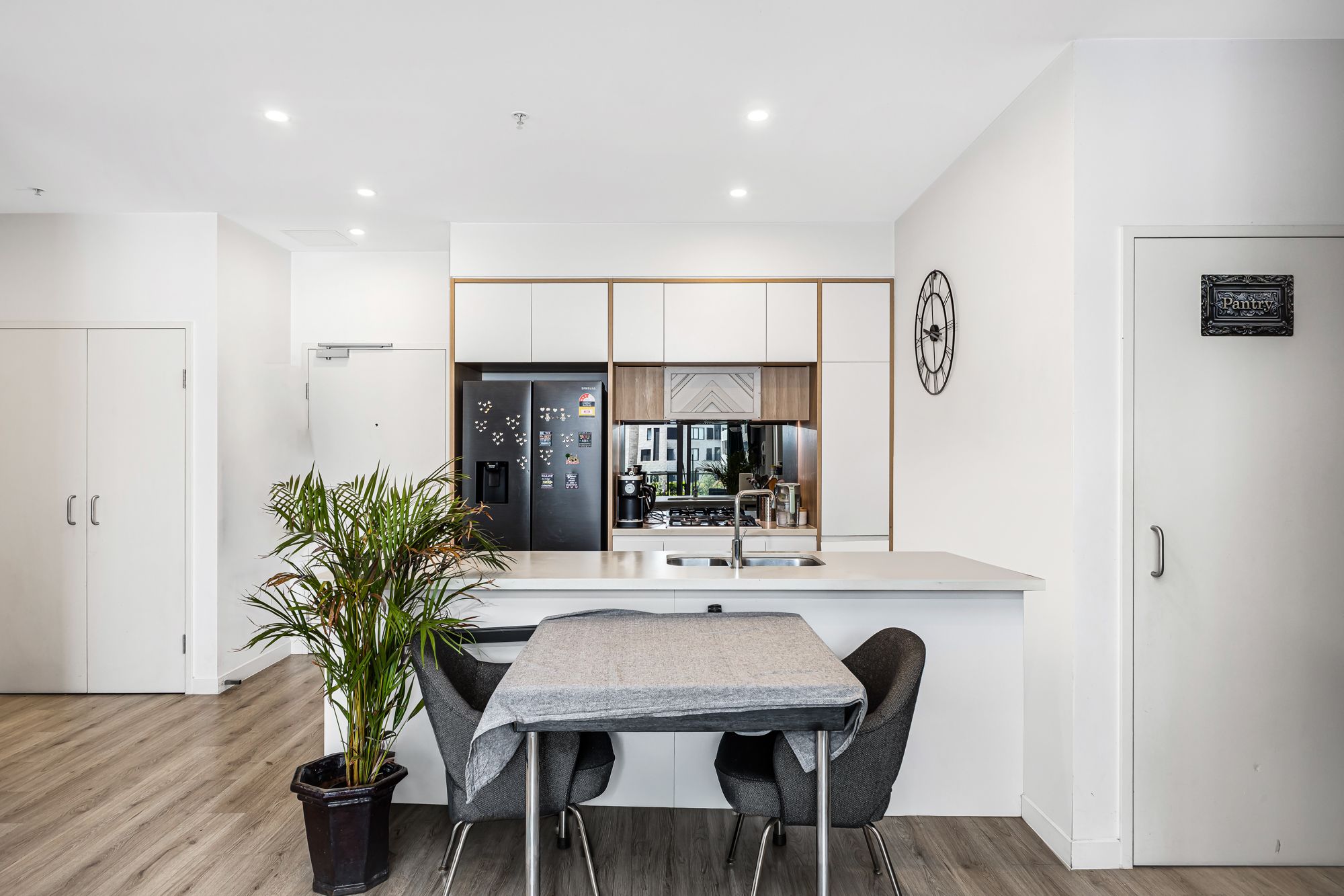 410/8 Aviators Way, Penrith, NSW 2750