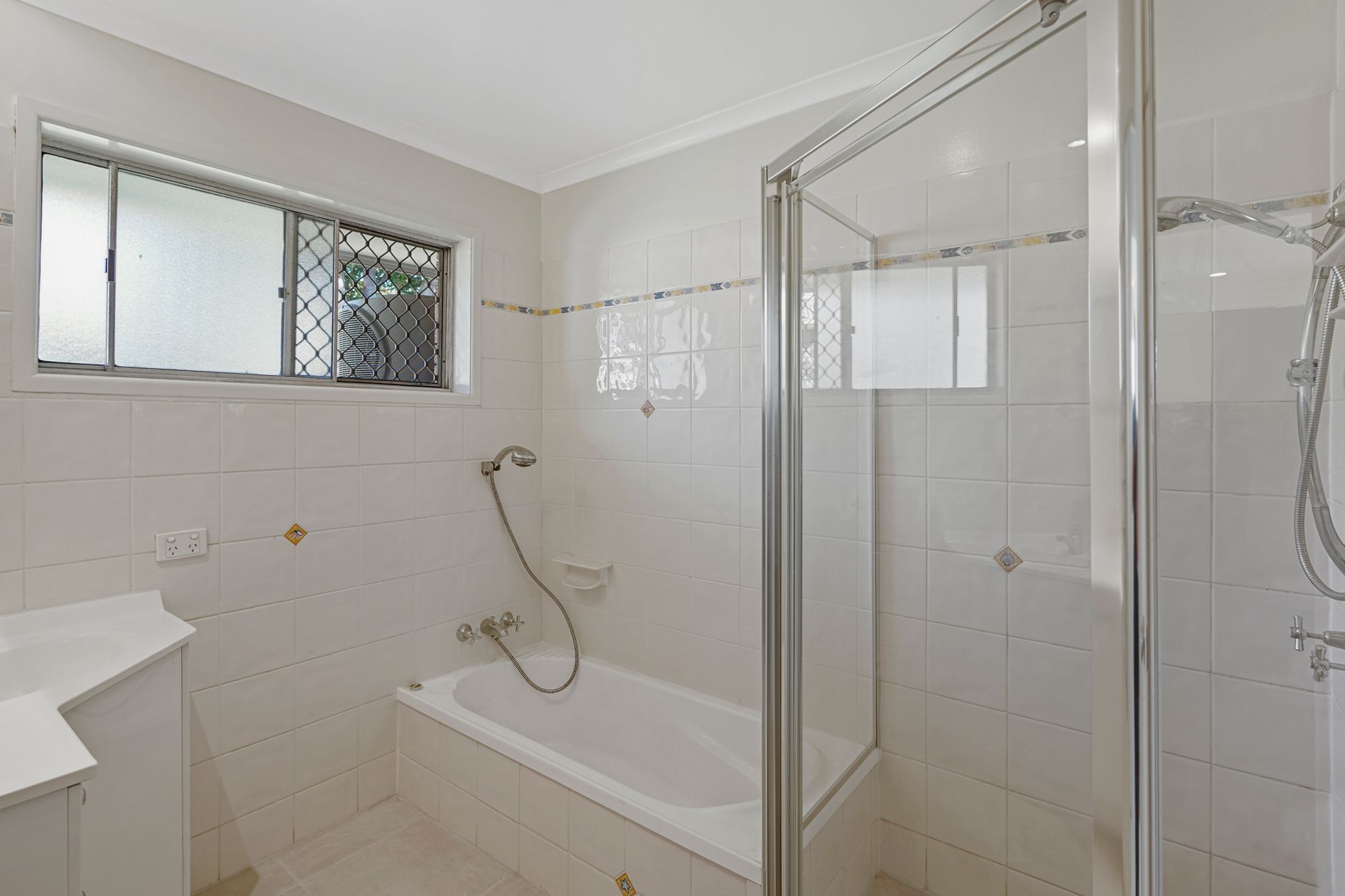 42 Narrawong Street — photo 8 of 10
