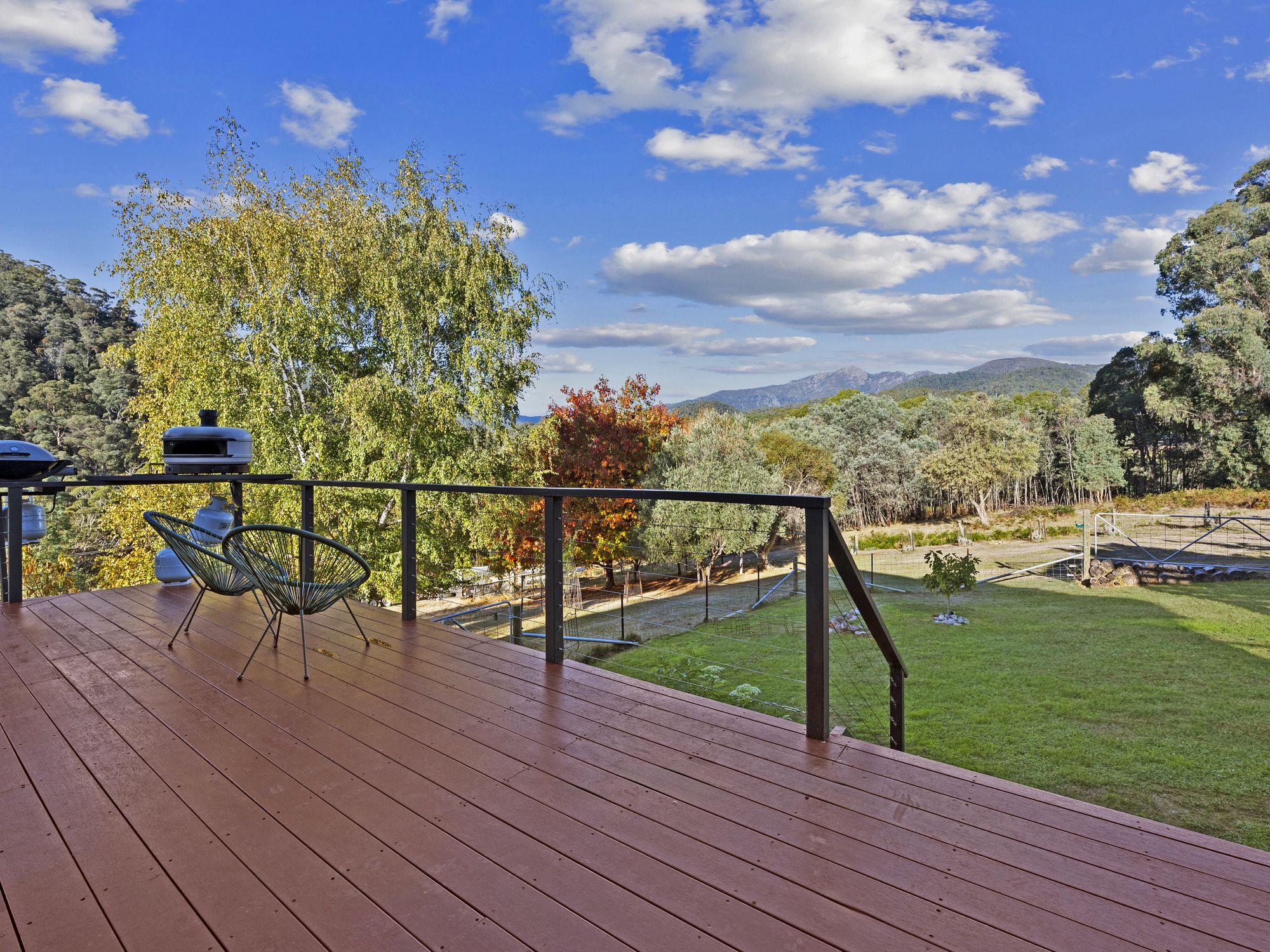 9 Alpine Ridge Drive — photo 4 of 14
