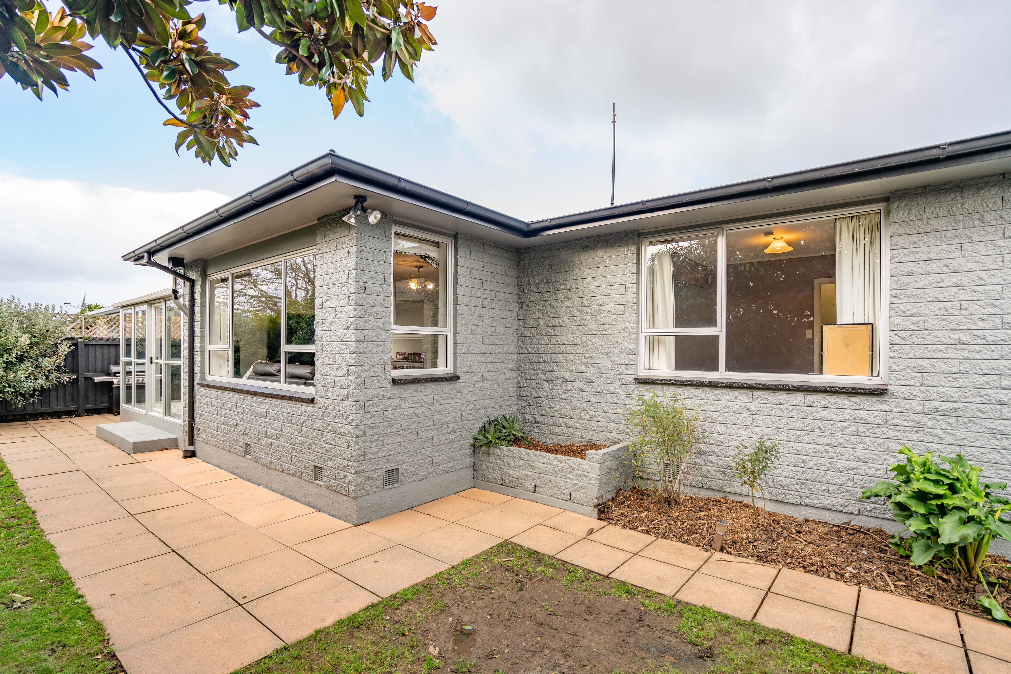 16 Mortlake Street, Islington, Christchurch City