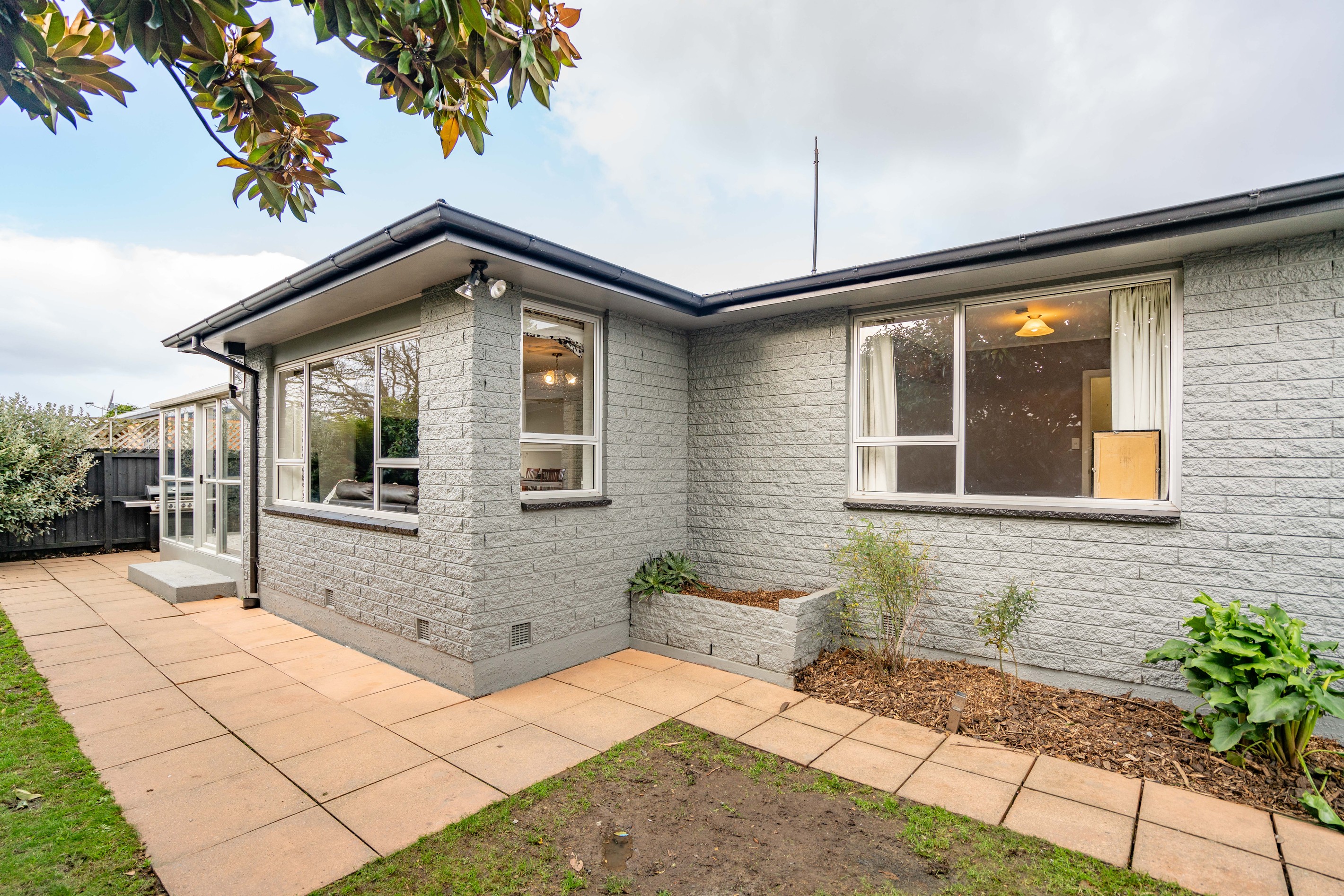 16 Mortlake Street, Islington, Christchurch City