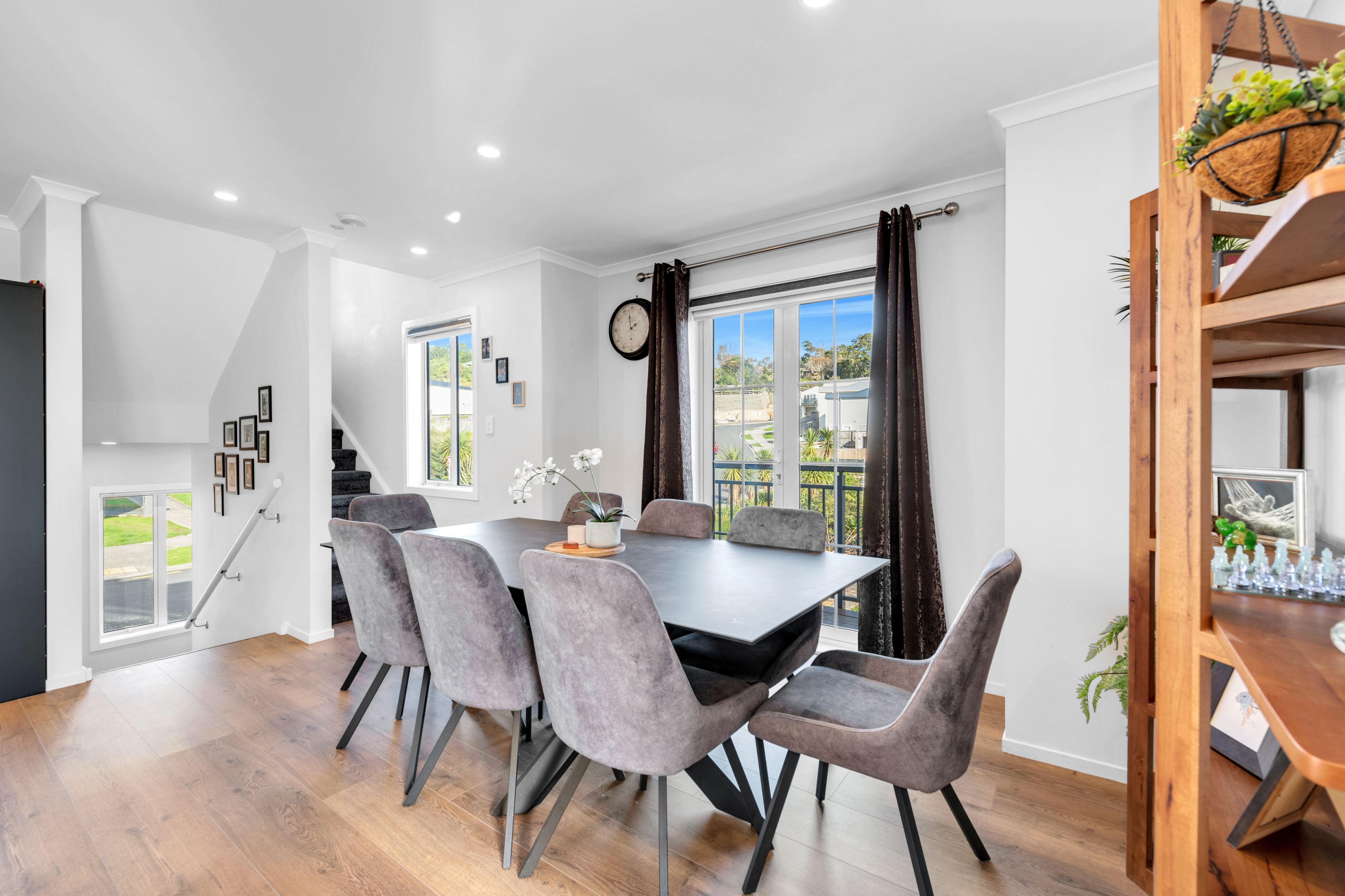 24 Fernly Rise, Flat Bush, Manukau City