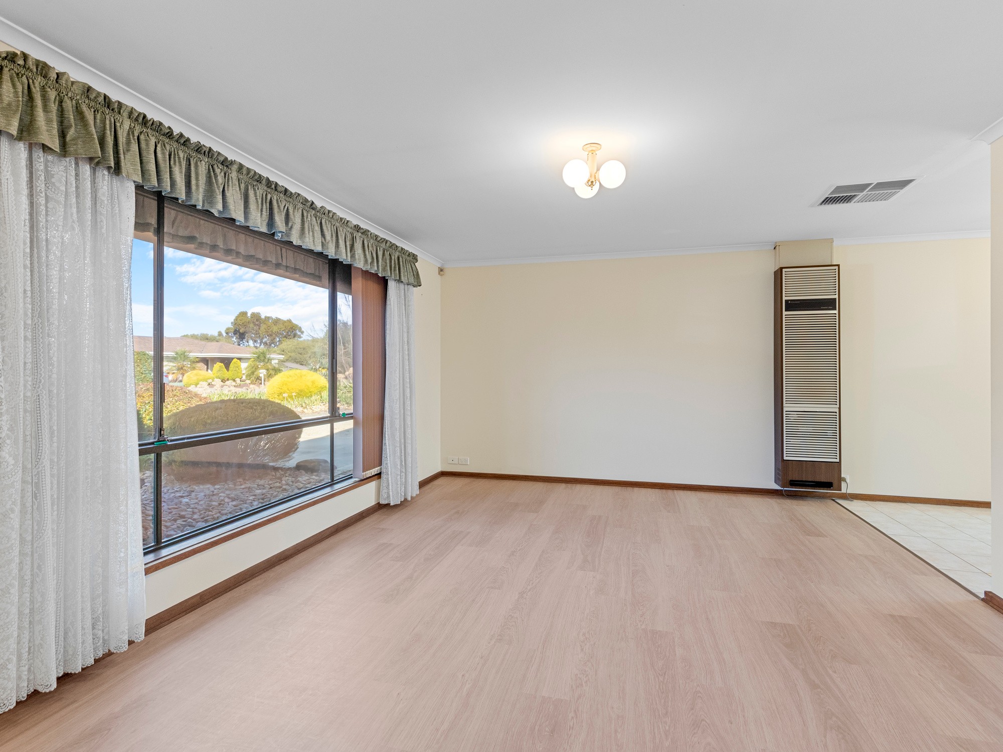 11 Larrimah Road, Morphett Vale, SA 5162