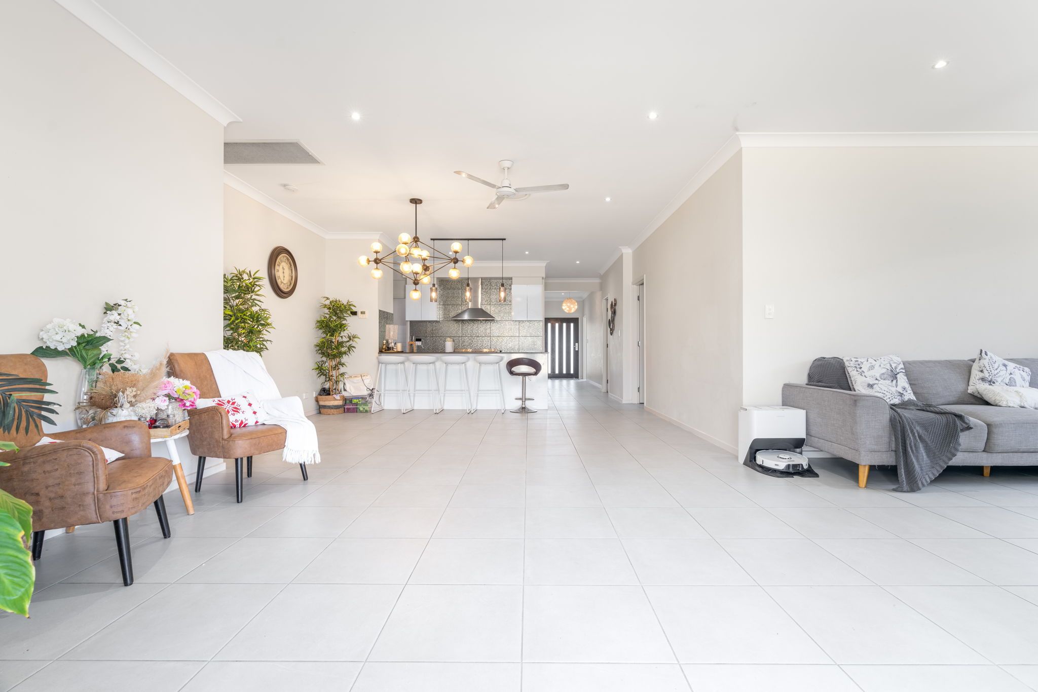 10 Skyring Street — photo 4 of 12