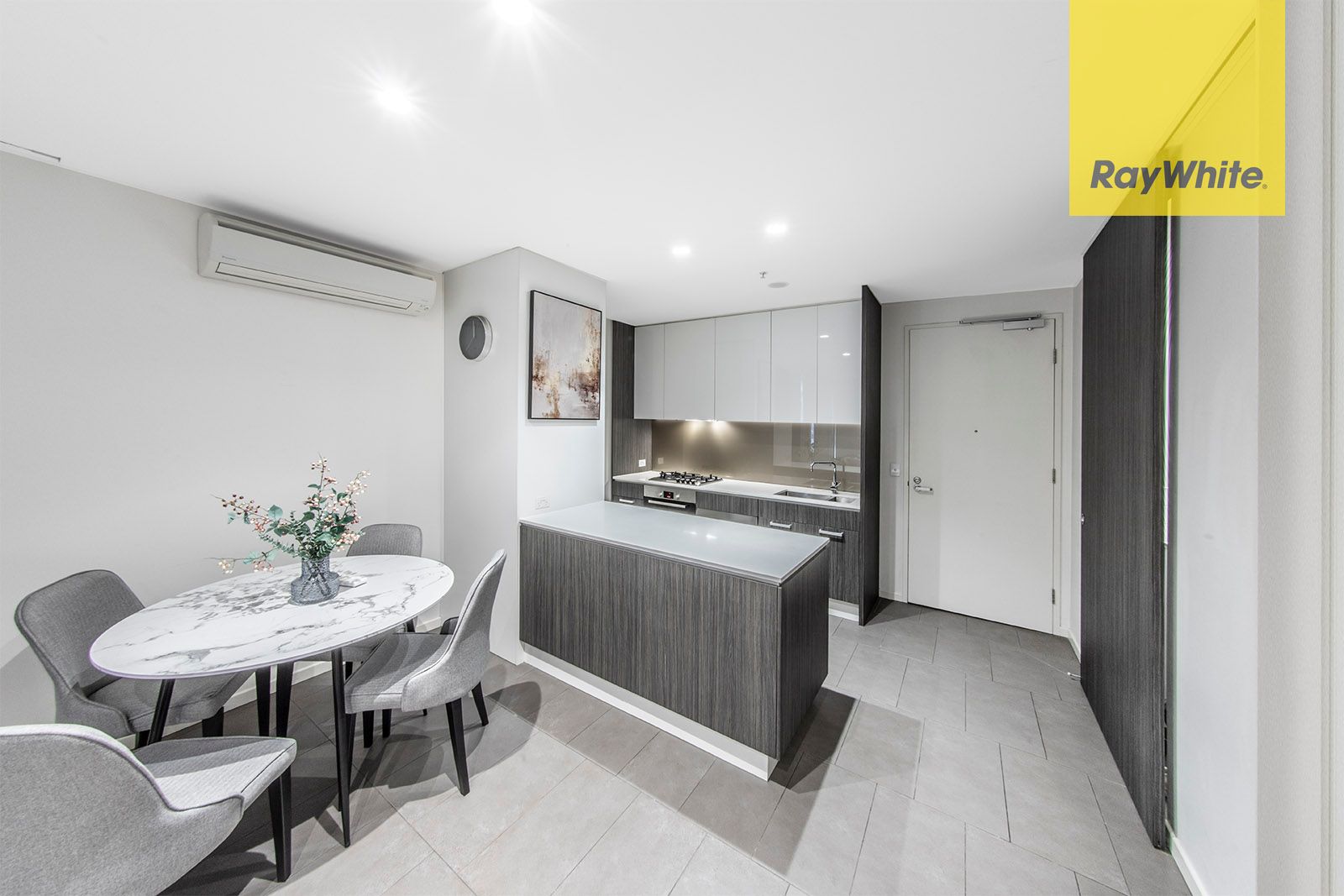 3C/3 Broughton Street — photo 3 of 10