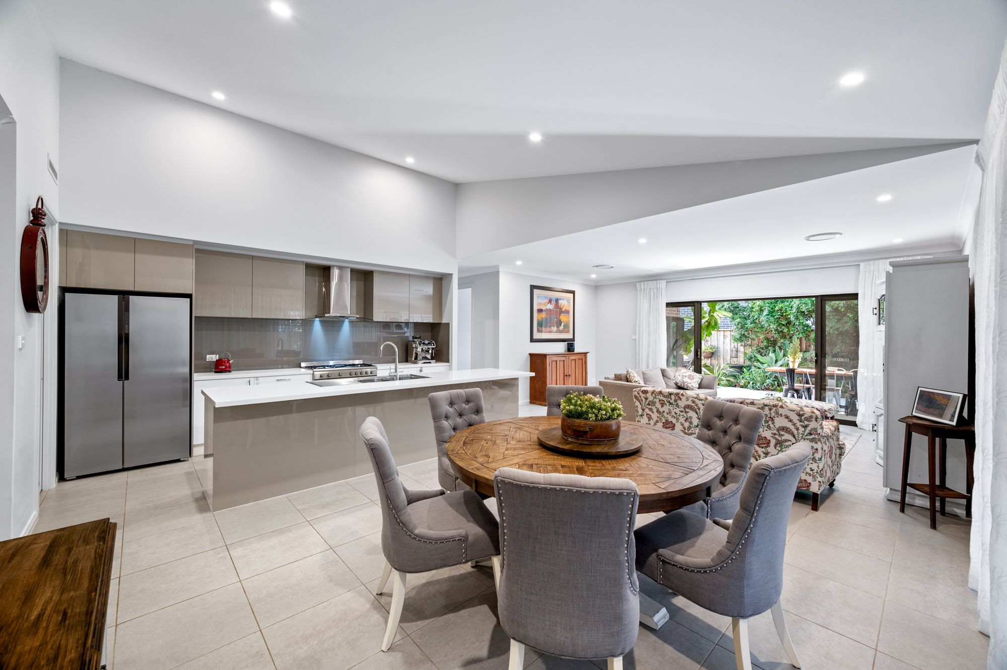 8 Baxter Way, GLEDSWOOD HILLS, NSW 2557