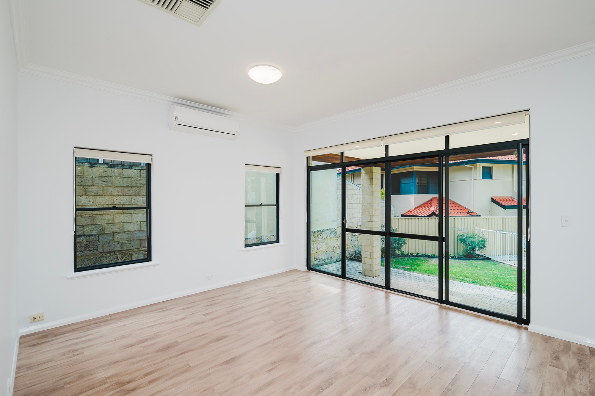25 Eora Creek Terrace — photo 4 of 30