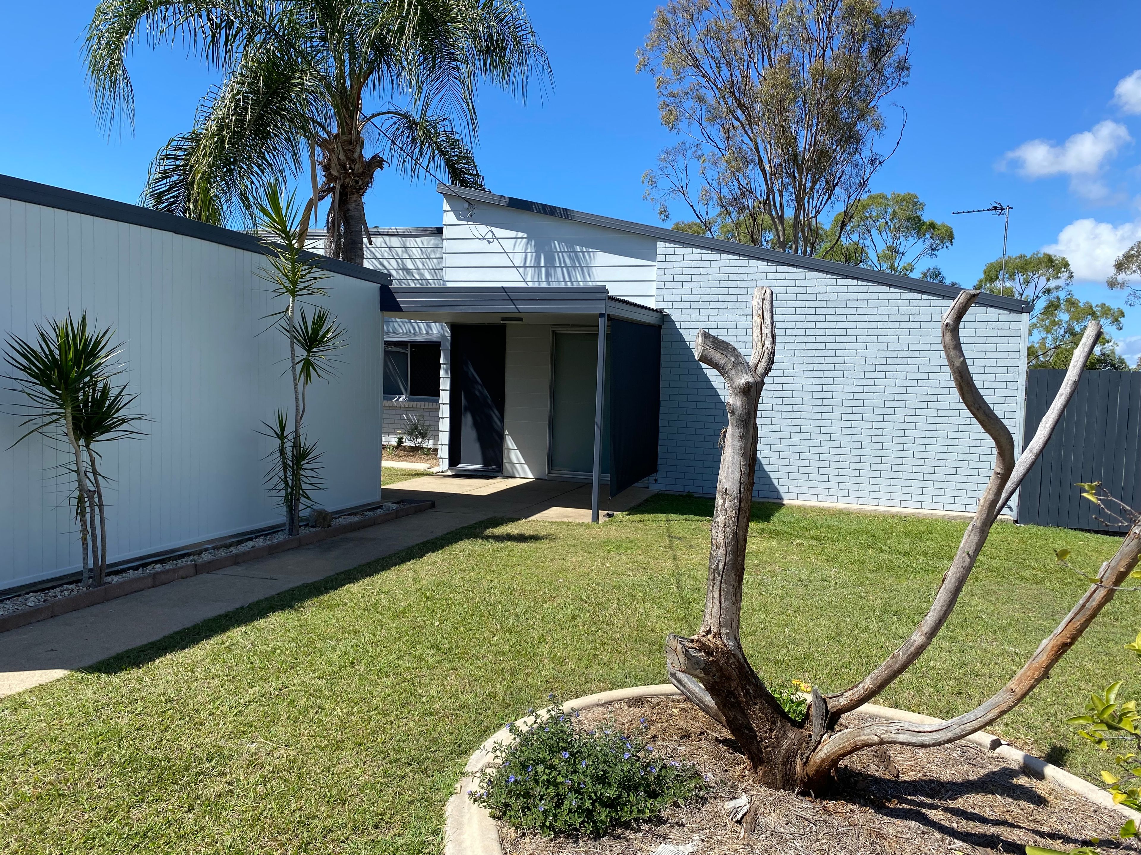 73 Beak Street, New Auckland QLD 4680