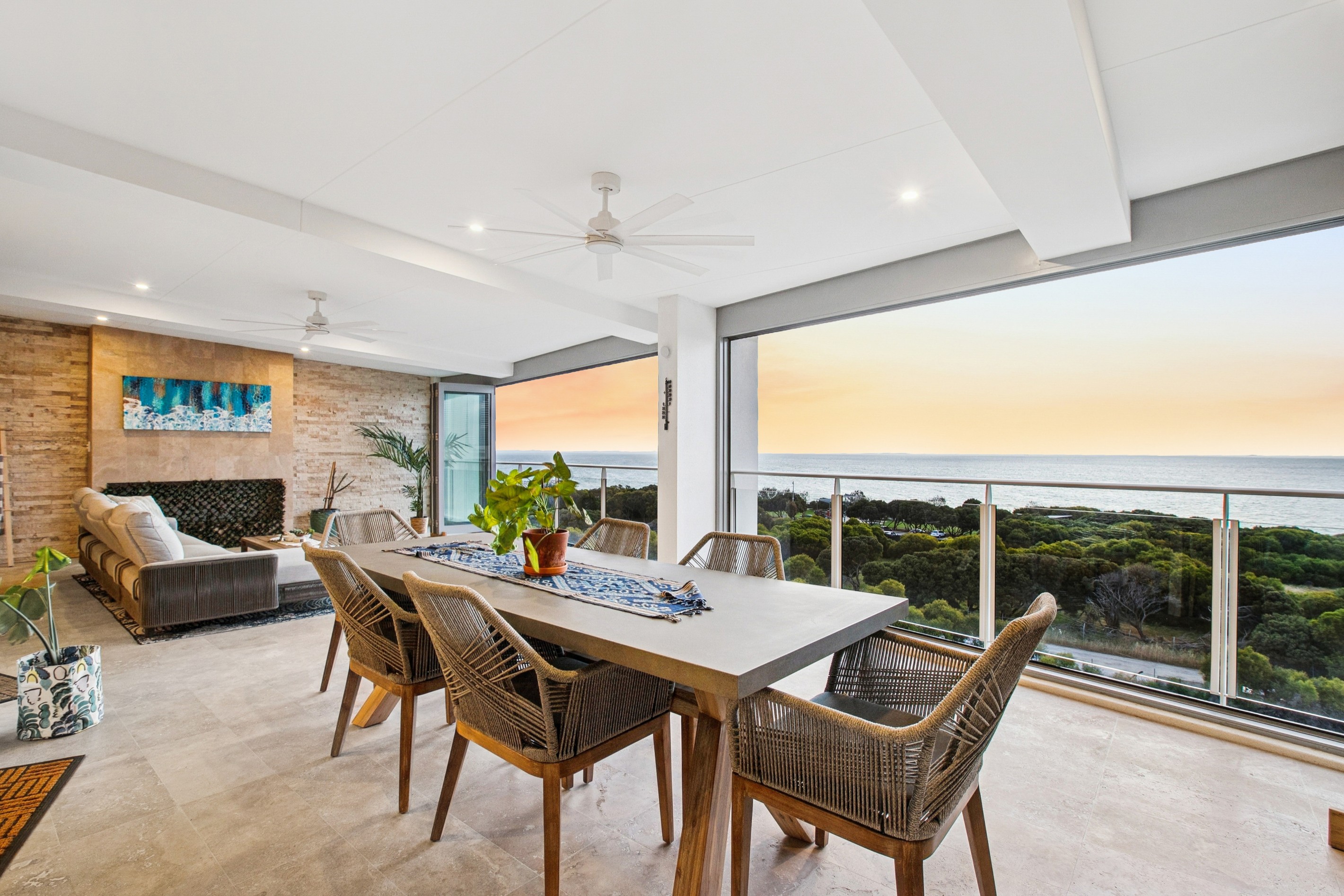 11/9 O'connor Close, North Coogee, WA 6163