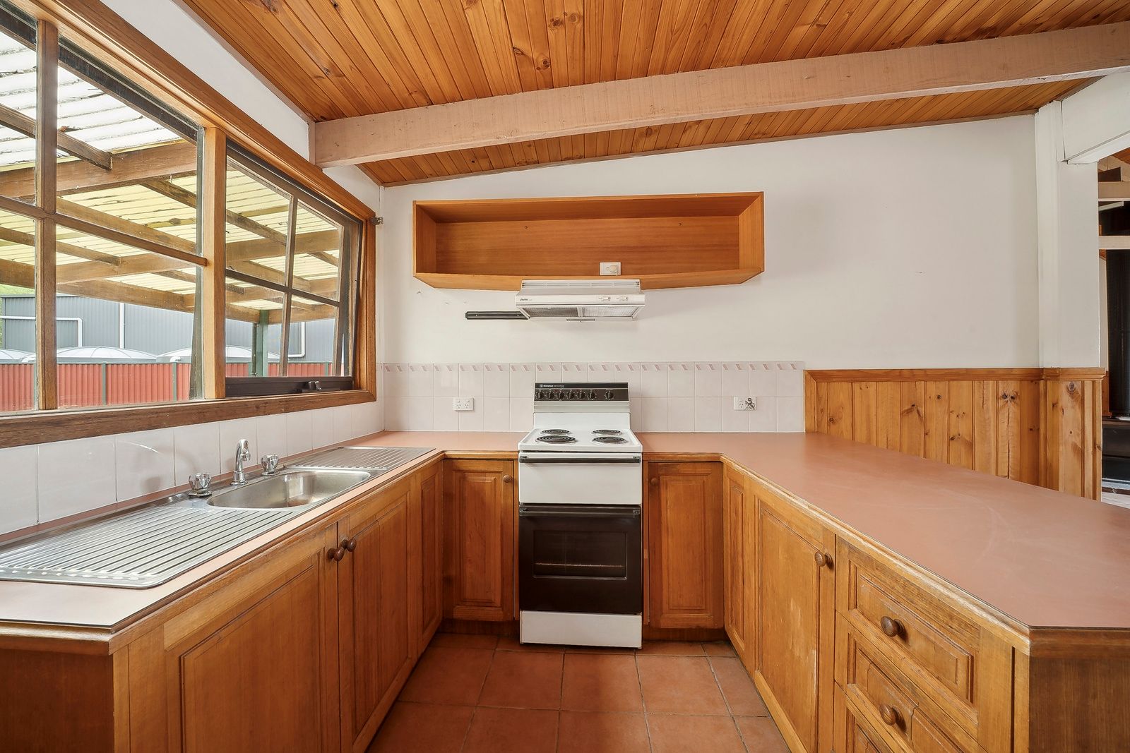 12 Gillespie Street, Tabilk, VIC 3607