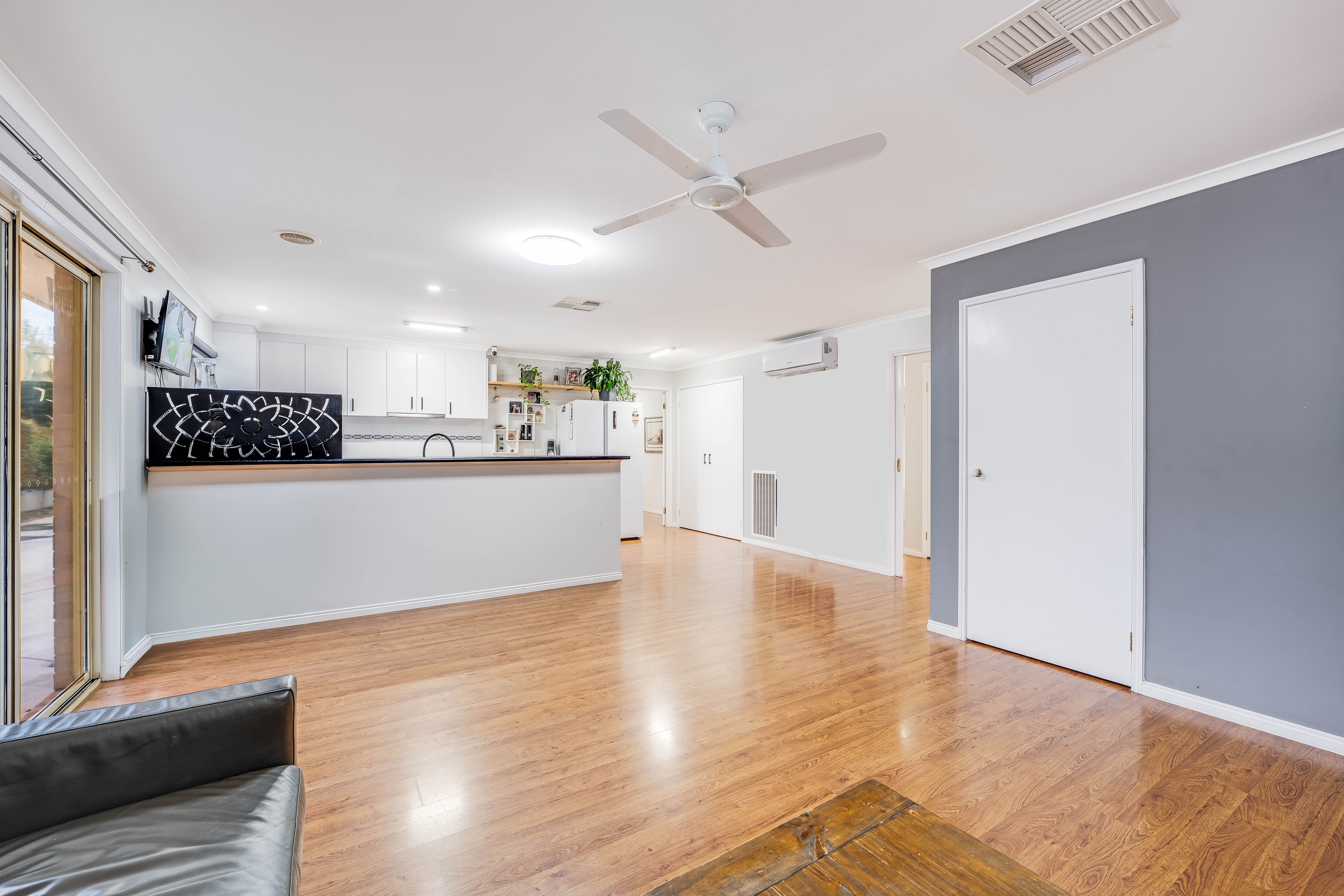 585 Kemp Street — photo 9 of 30