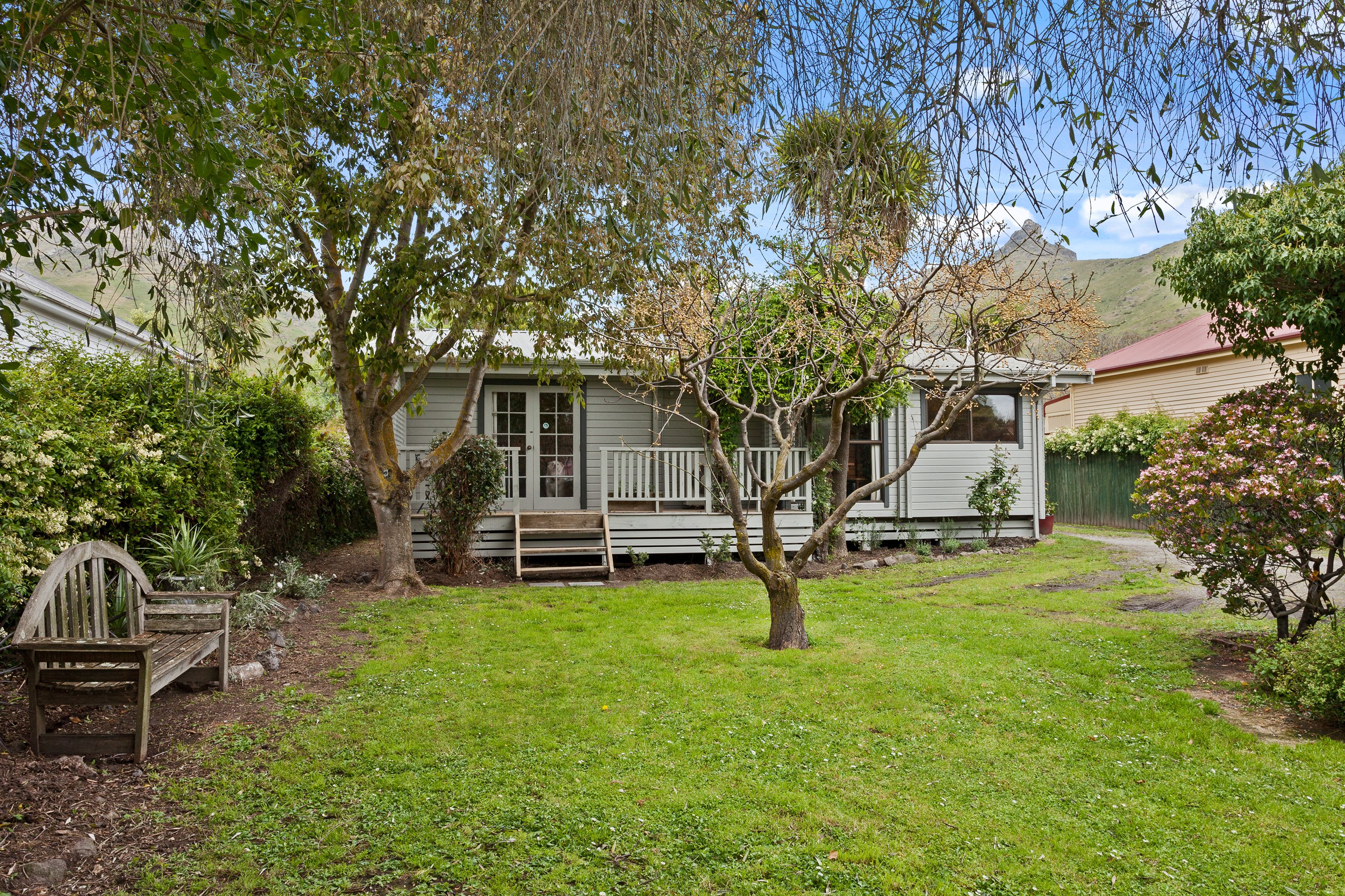 24 Martindales Road, Heathcote Valley, Christchurch City