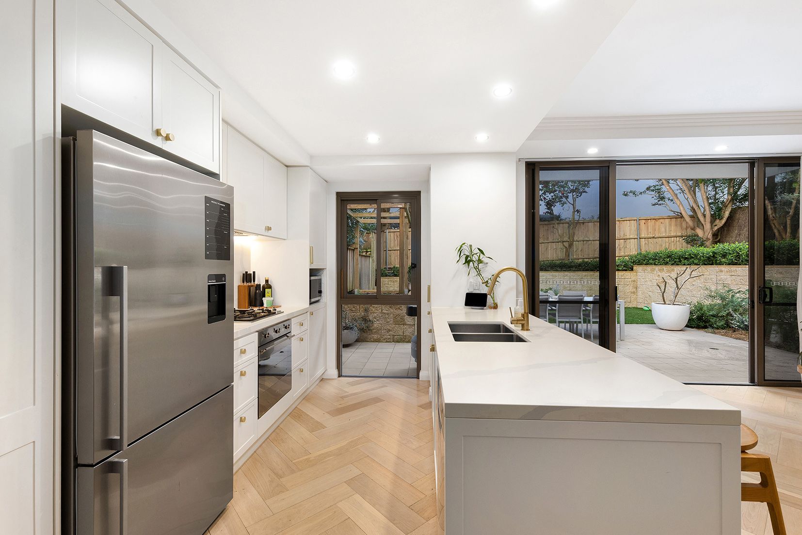 21/30-34 Stanley Street — photo 6 of 10