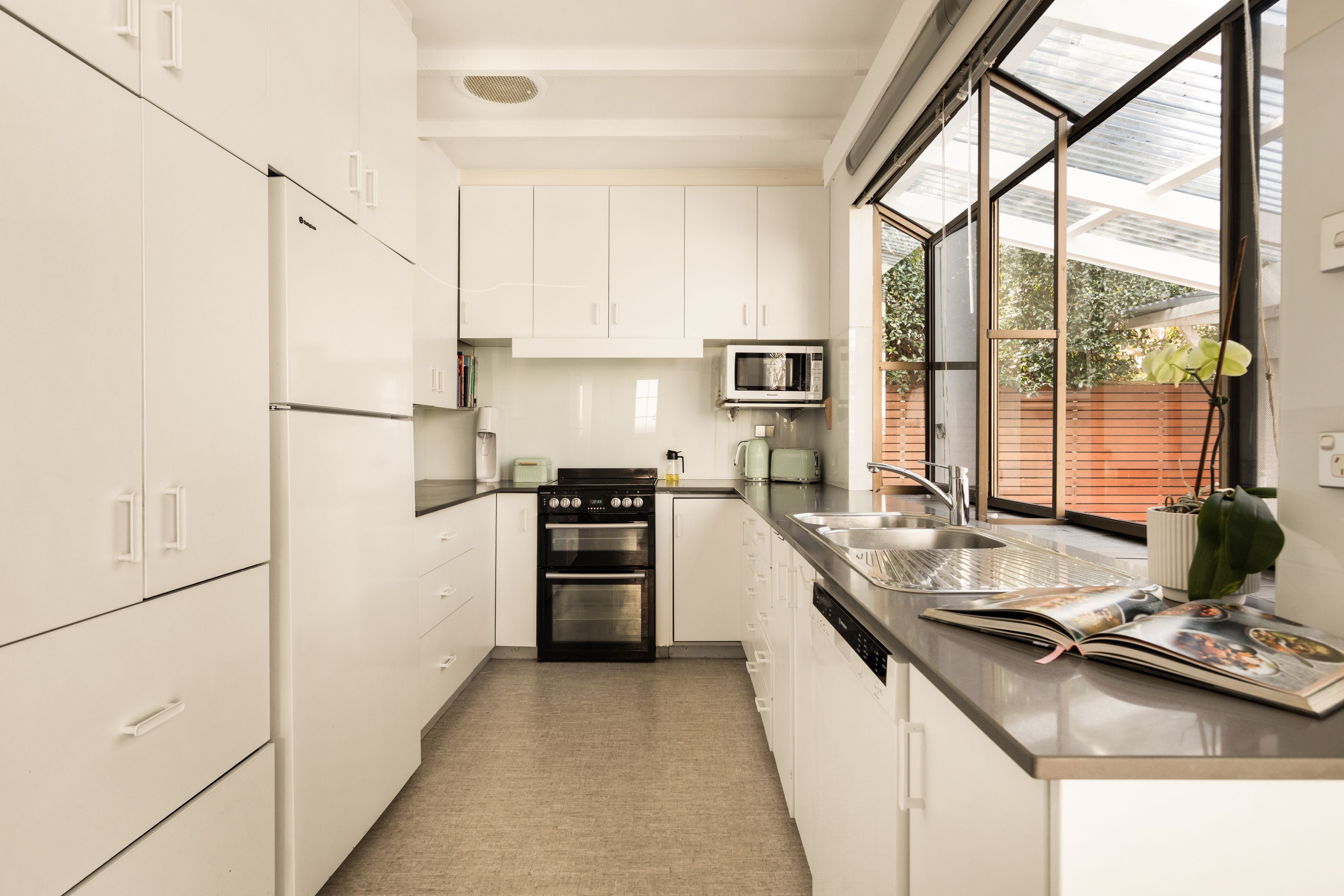 6 Brassie Street — photo 14 of 18