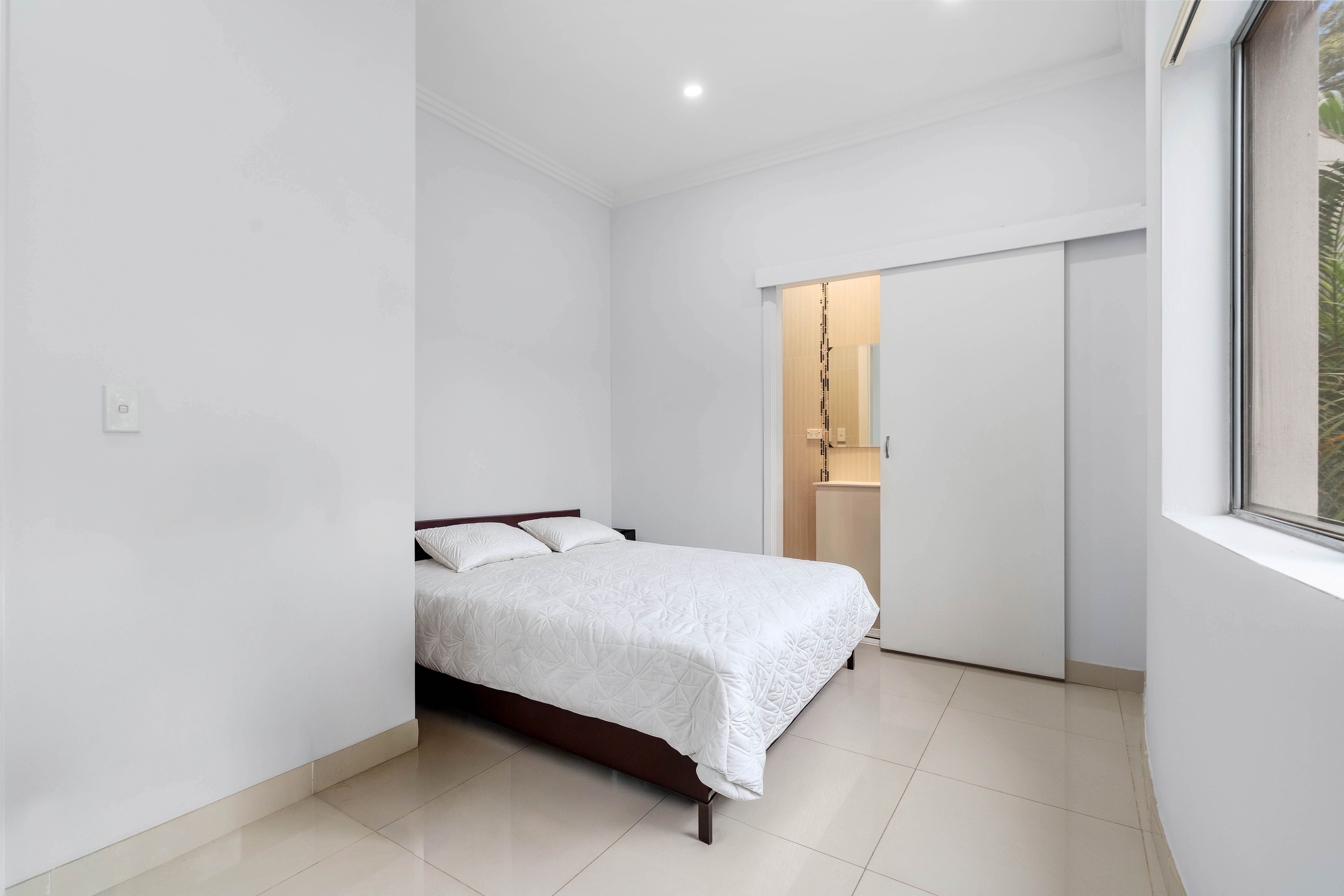 2/148 Hurstville Road — photo 8 of 9