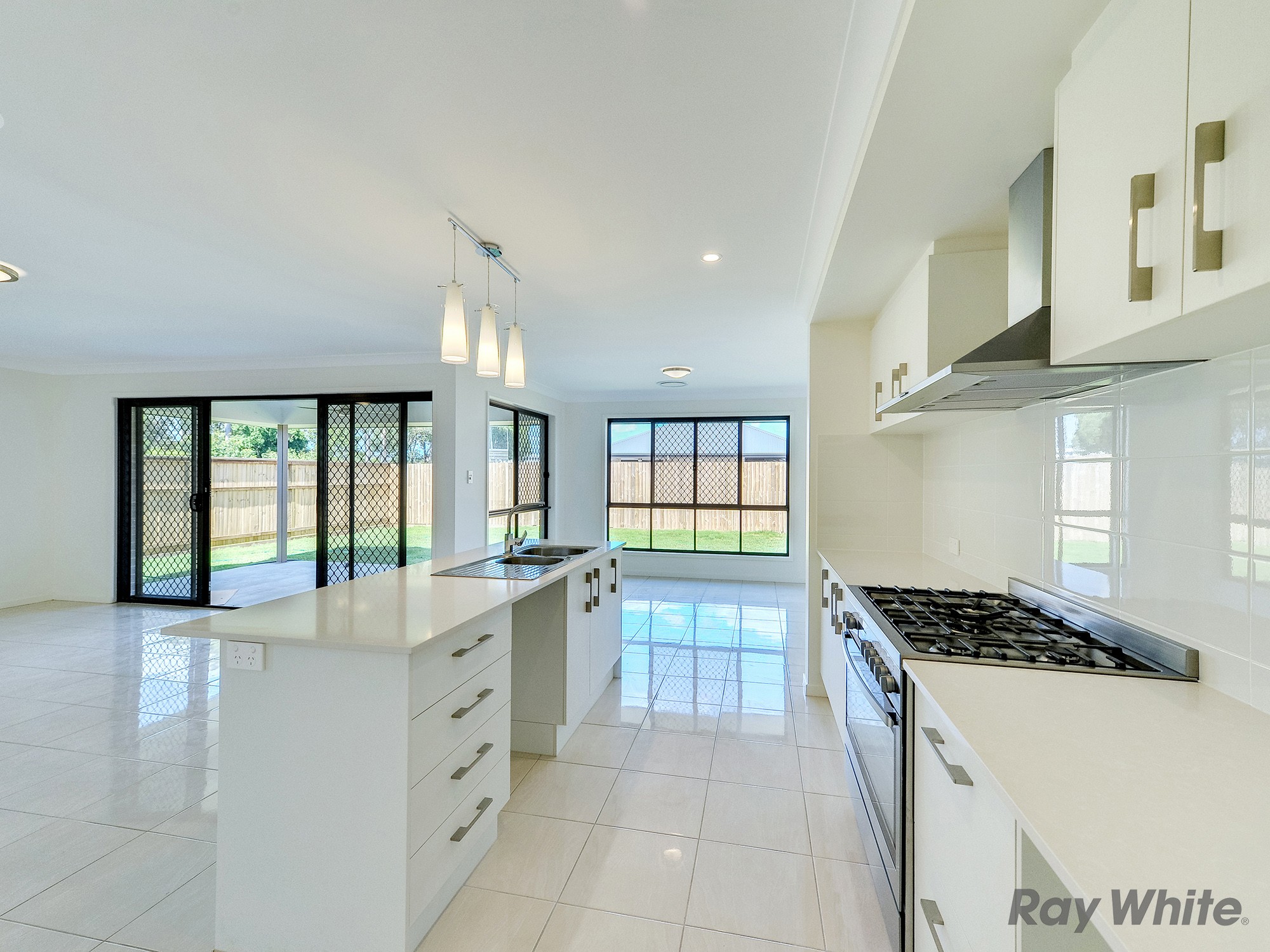 21 Barrisdale Street, Heathwood, QLD 4110