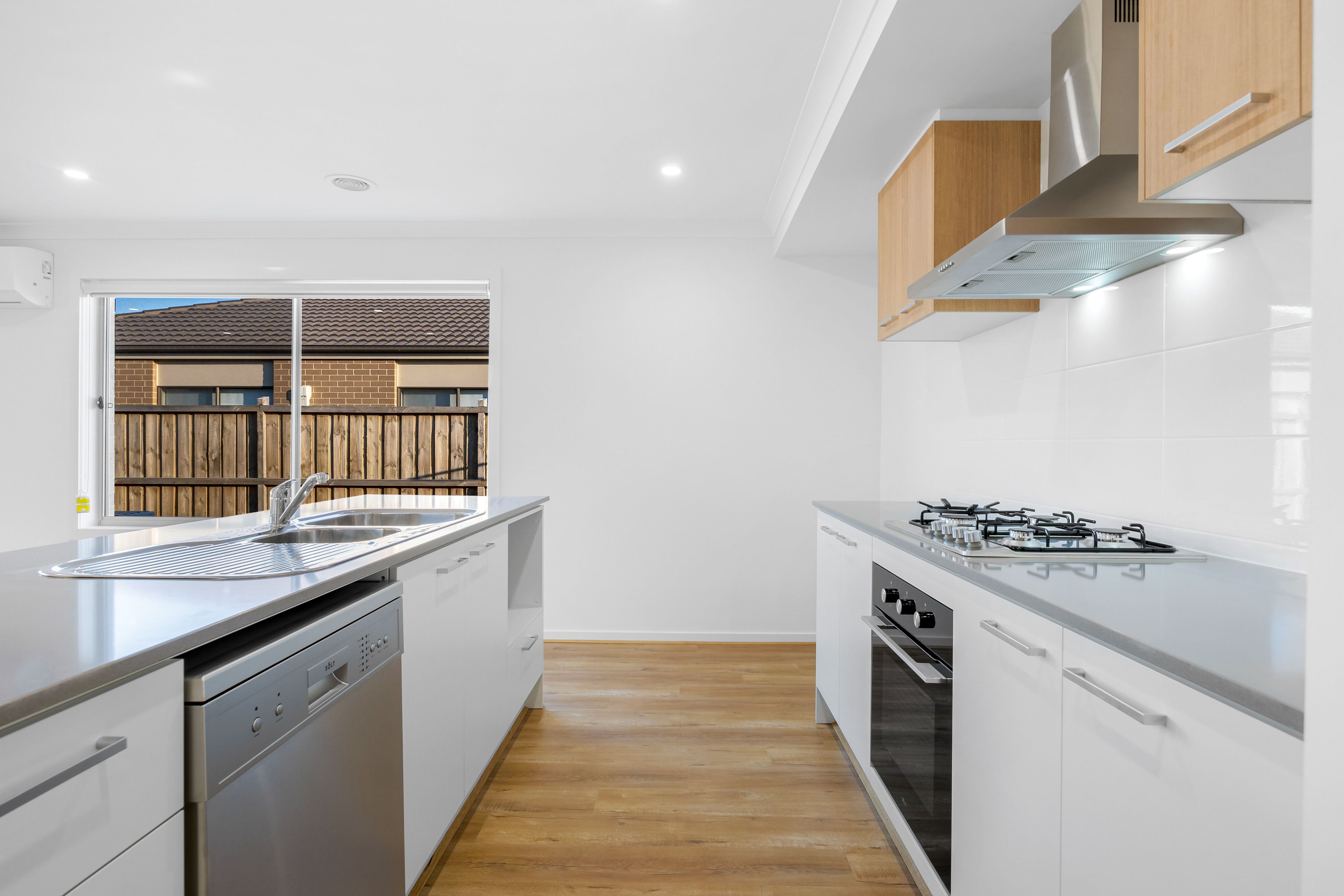 73 Presentation Boulevard, WINTER VALLEY, VIC 3358
