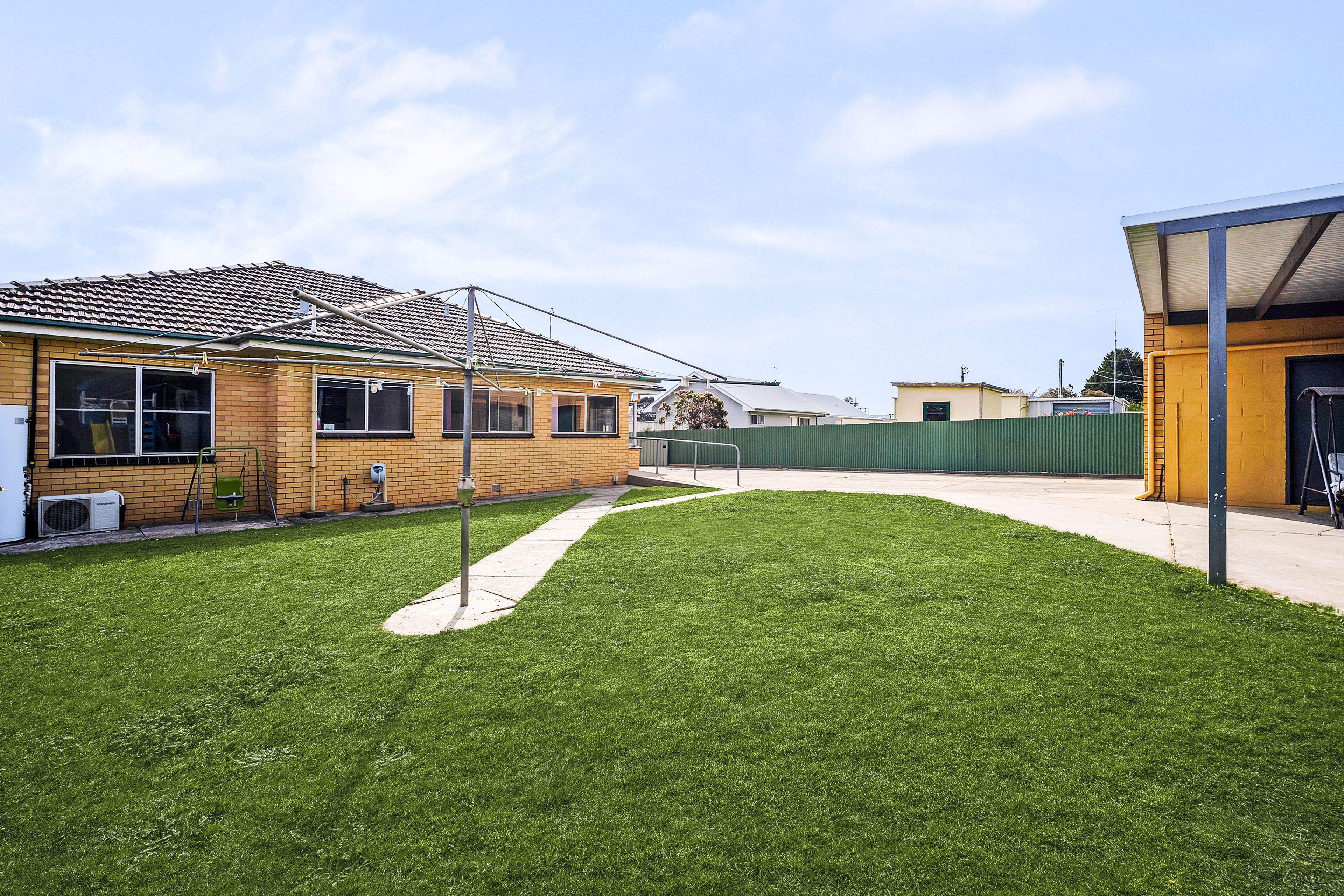 45 Silvester Street — photo 12 of 15