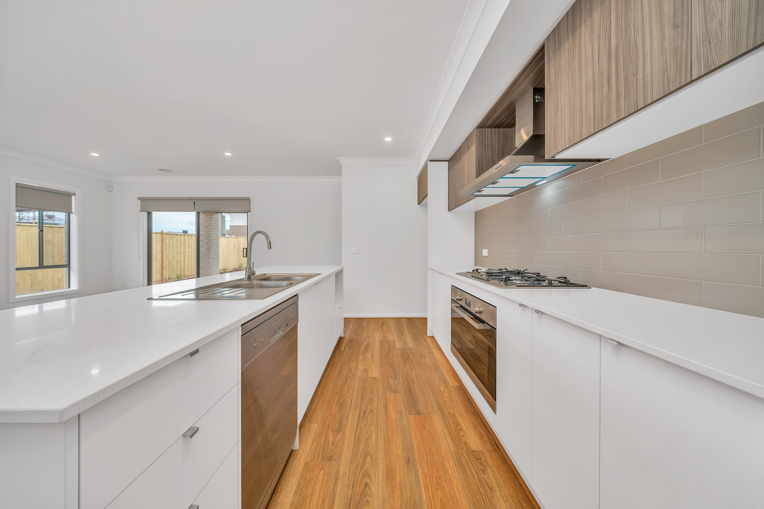 42 Grande Belmond Avenue, Clyde, VIC 3978