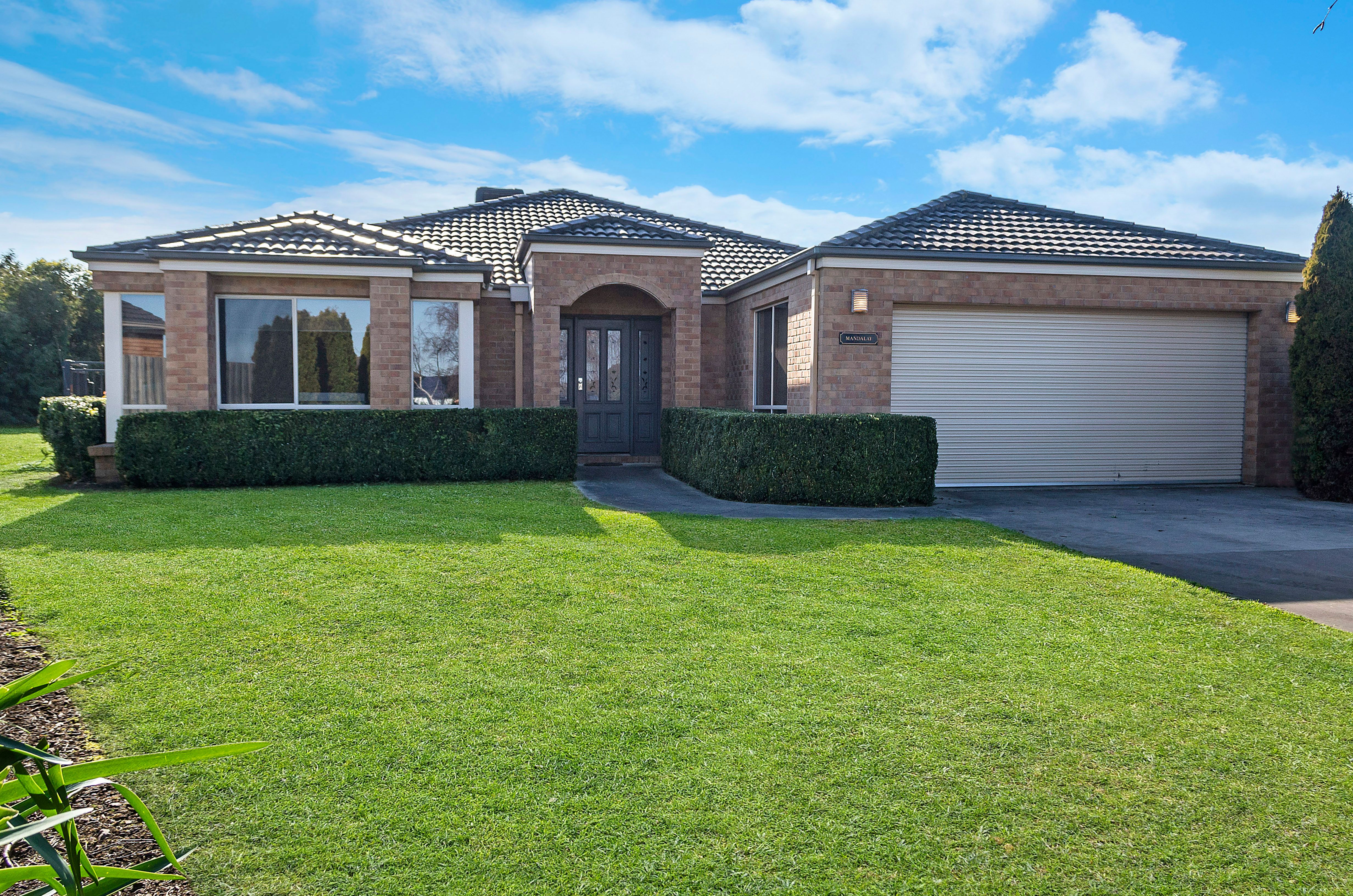 6 Golden Spring Court, Warrnambool VIC 3280