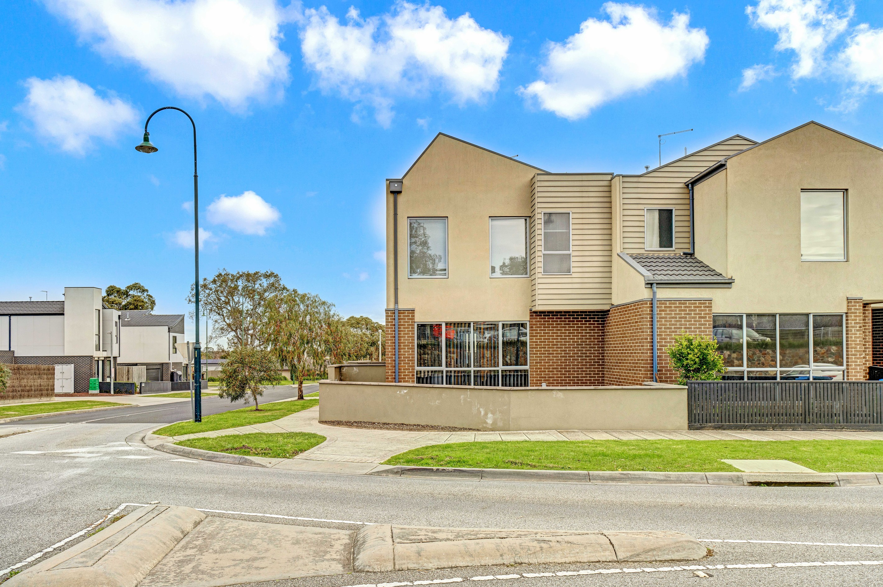 2 Braddon Way, Lynbrook, VIC 3975