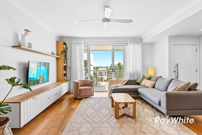 20 Chloe Circuit, NORWEST, NSW 2153