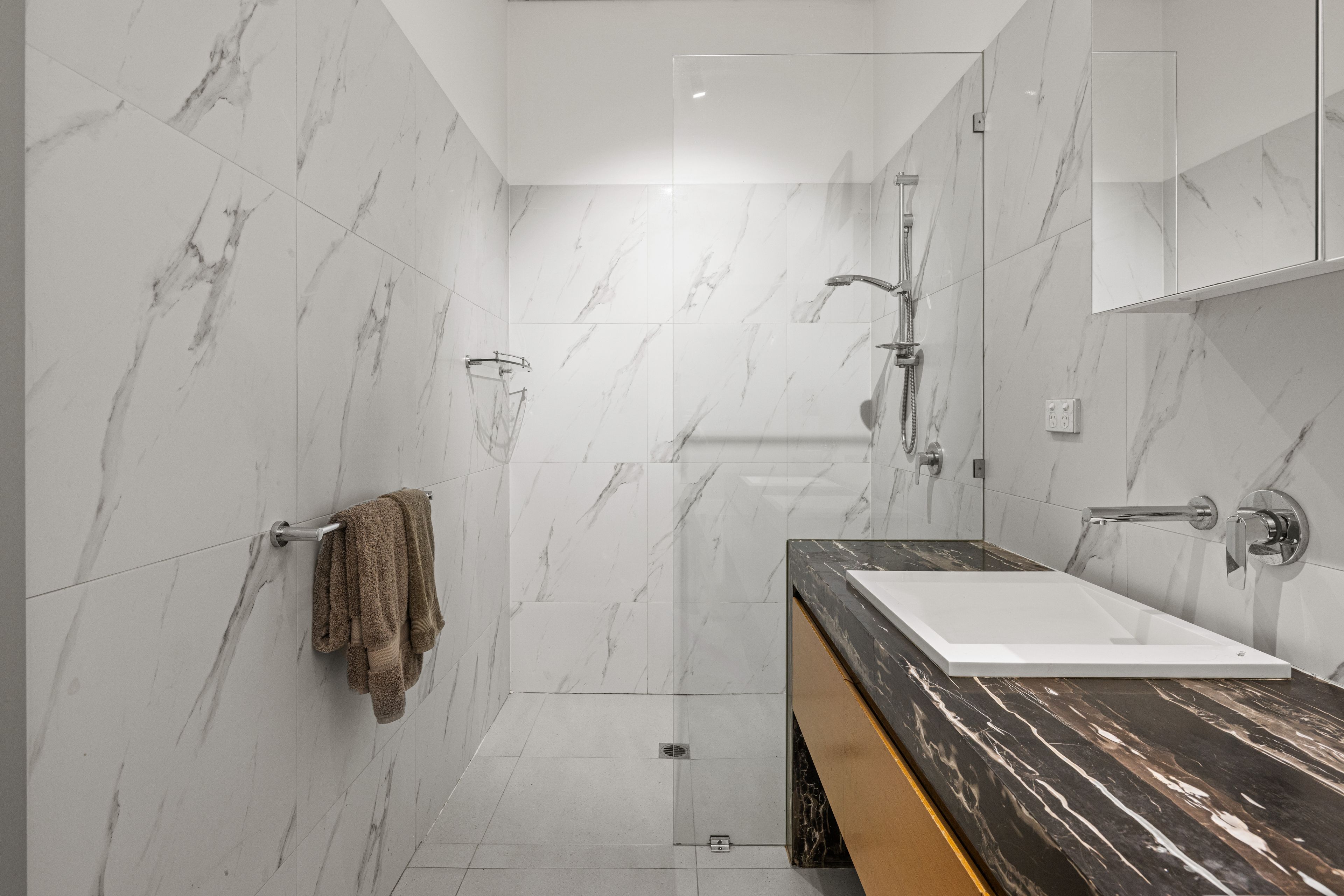 7A Elliott Road — photo 13 of 27