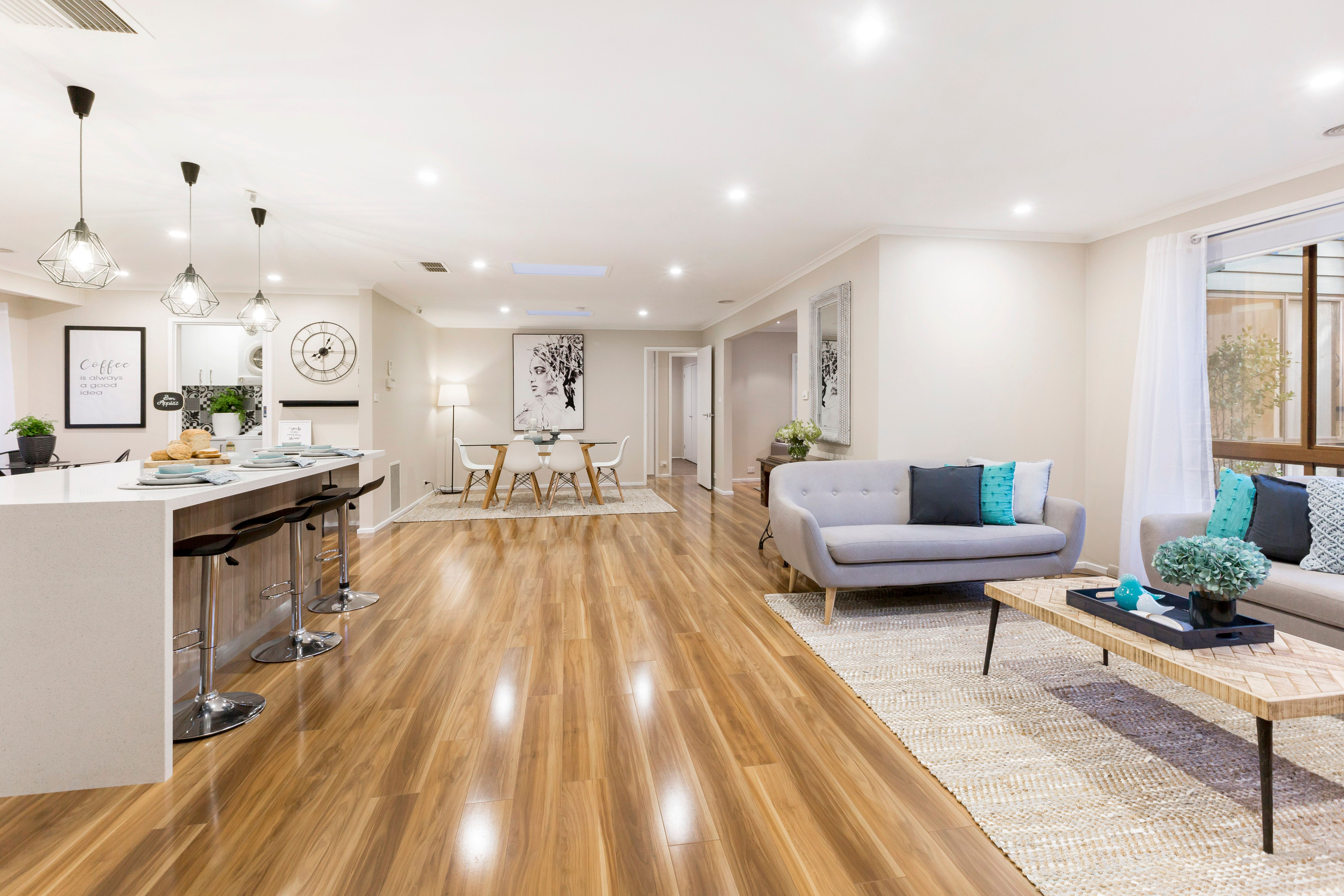 5 Finisterre Court, Frankston, VIC 3199
