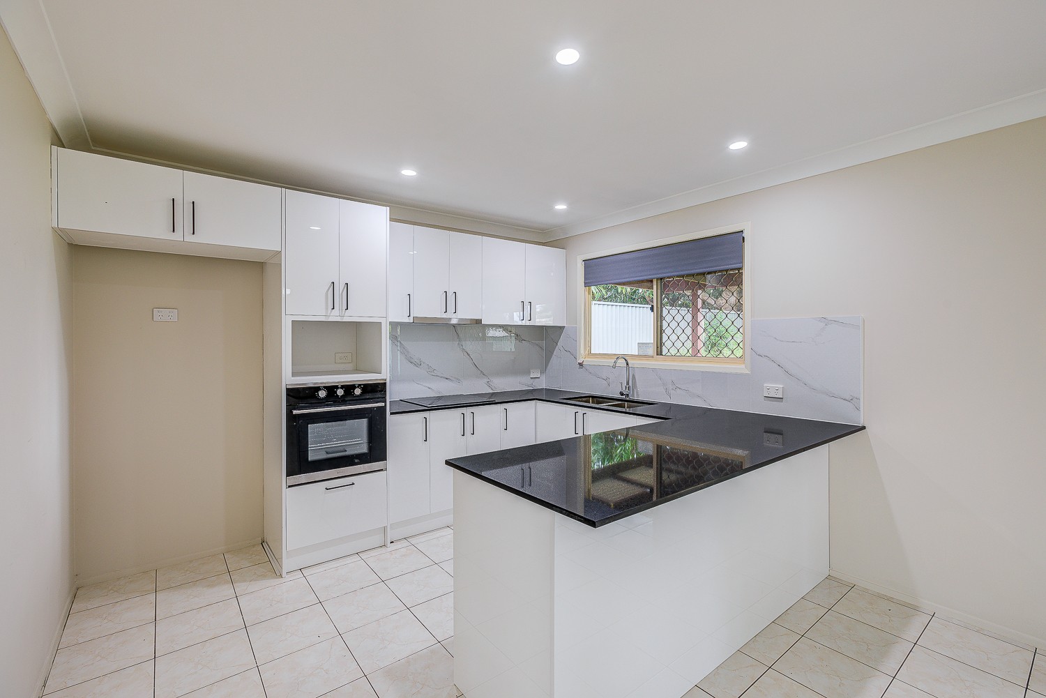 579 Browns Plains Road, Crestmead, QLD 4132