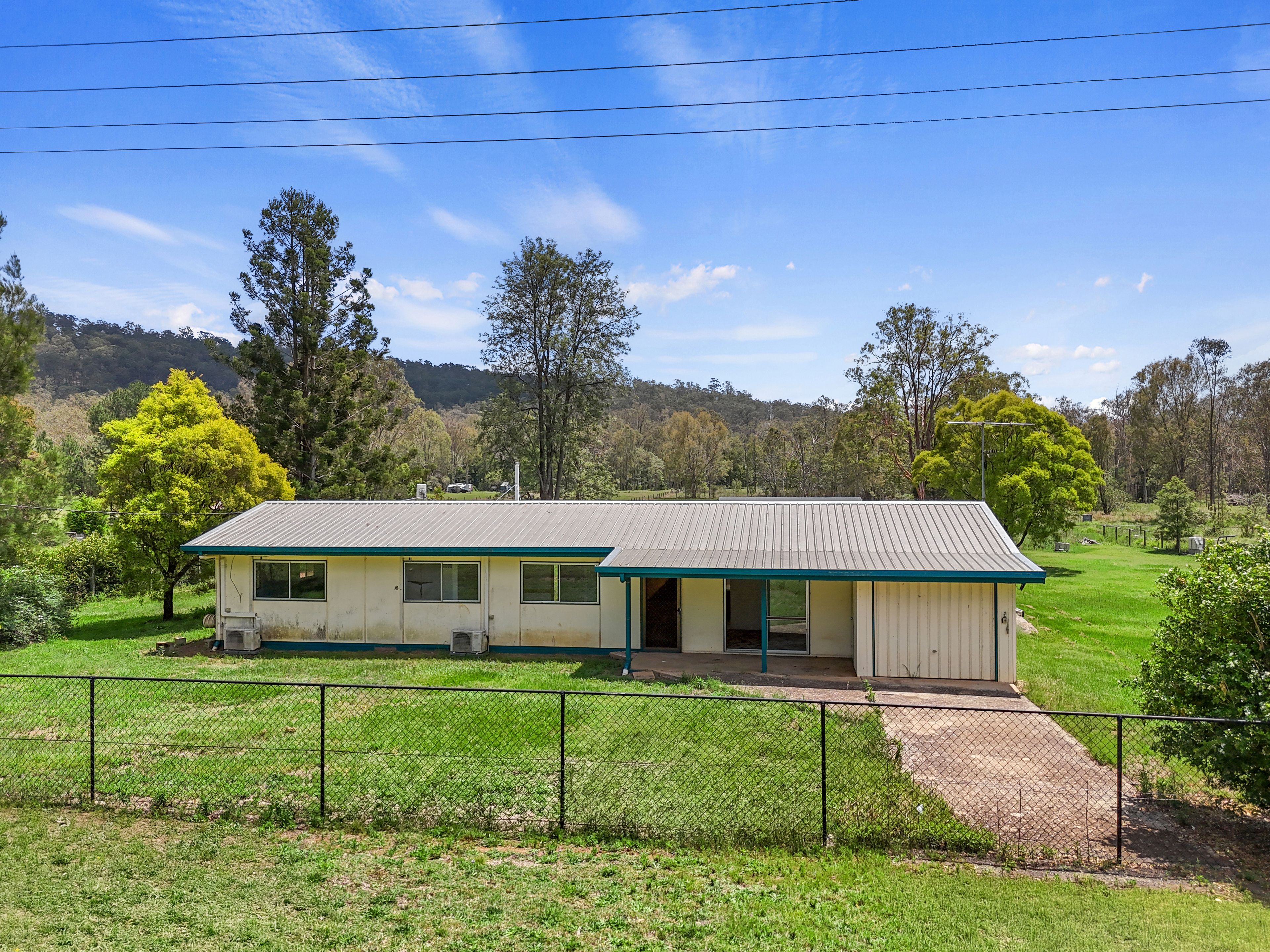 184 Esk Hampton Road, Esk, QLD 4312