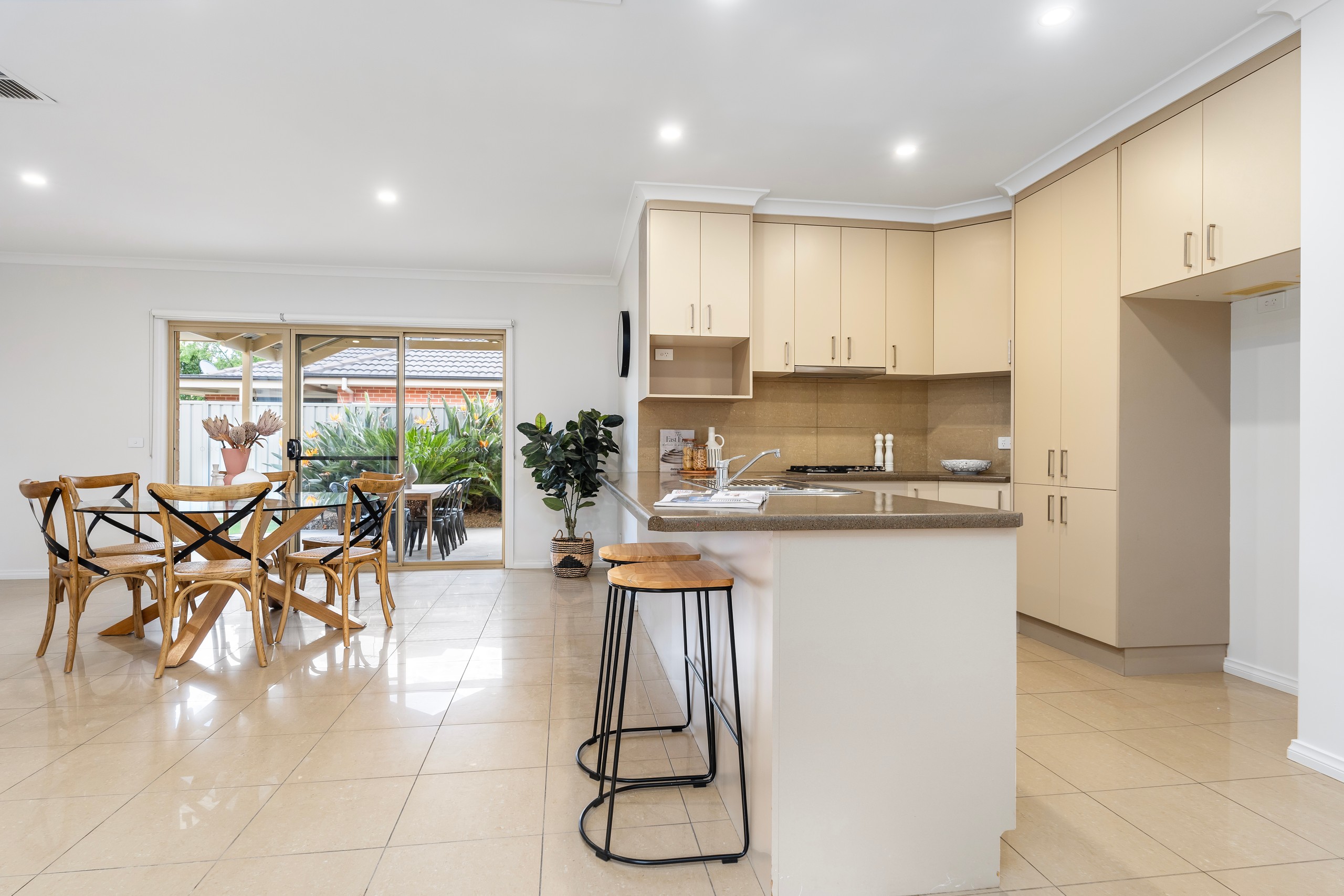 77 Egret Way, Thurgoona, NSW 2640