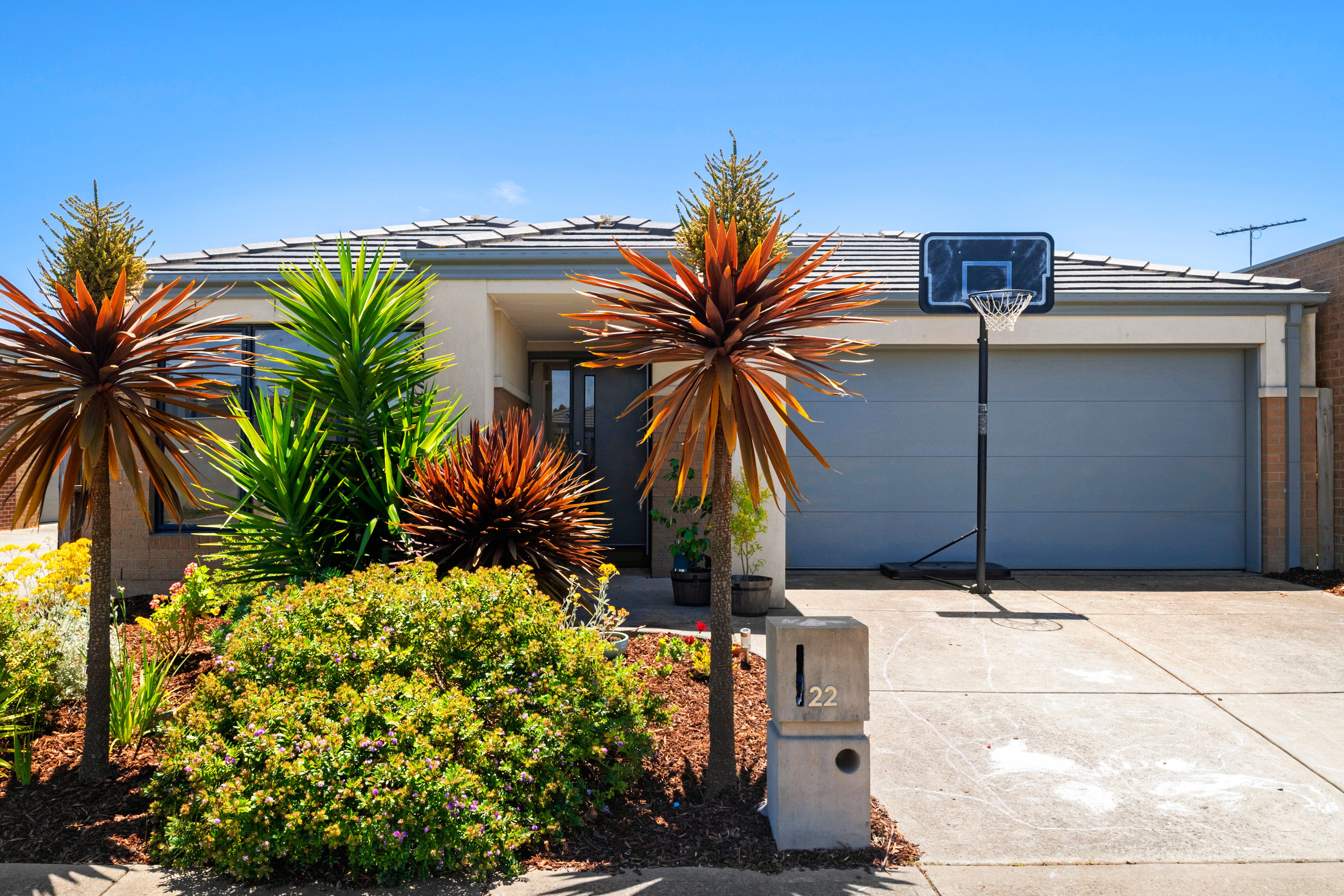 22 Braeburn Street, Doreen VIC 3754