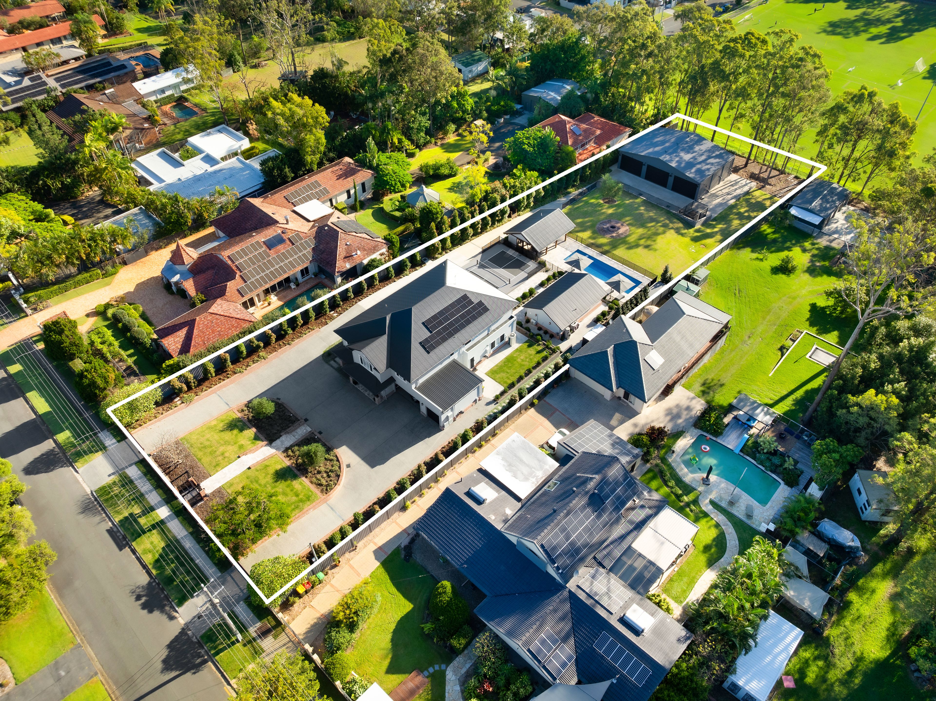 64 Hillview Parade, Ashmore QLD 4214