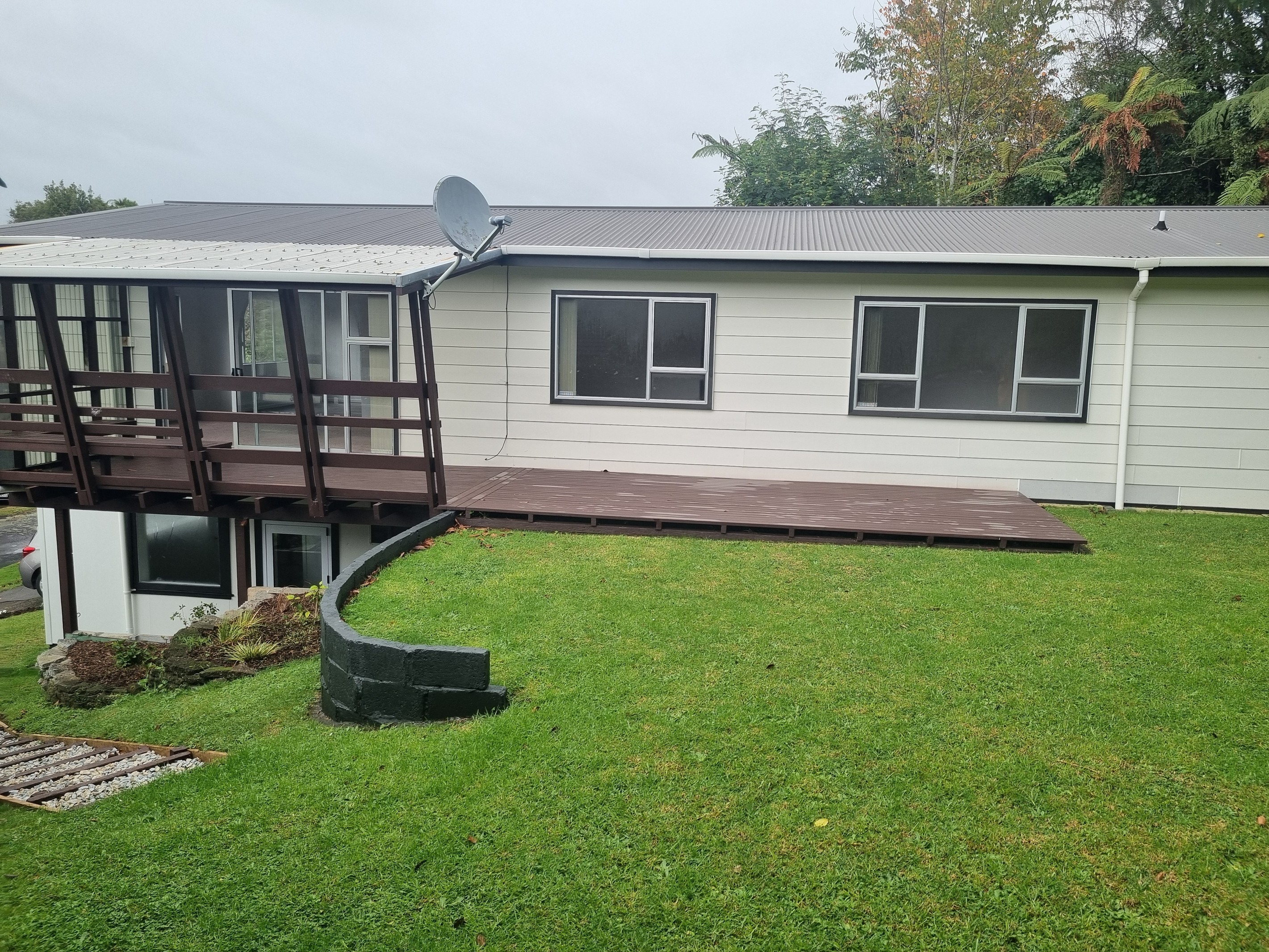 6c Waterloo Place, Westown, New Plymouth District