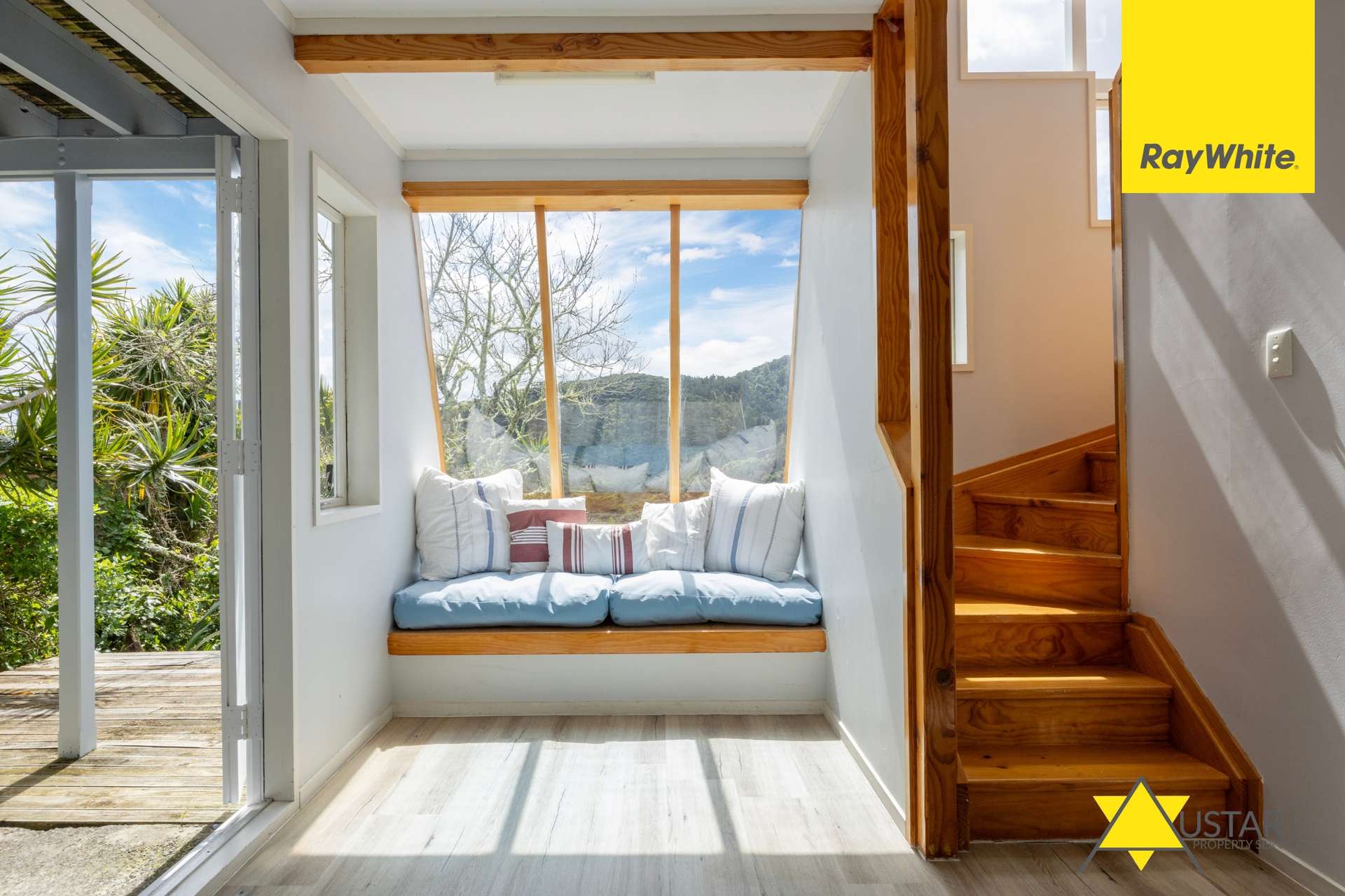 90 Seaview Road photo 7
