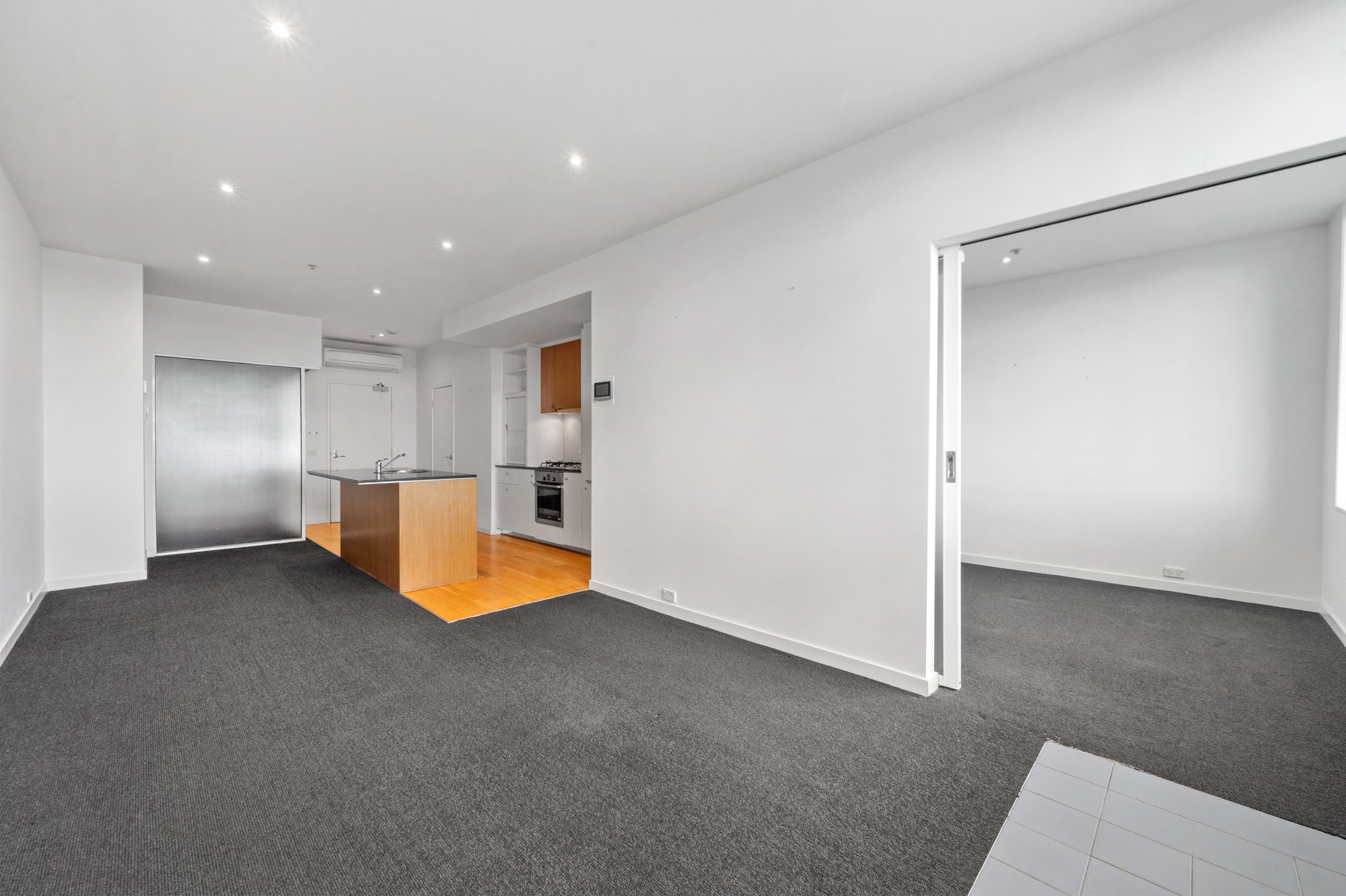 801/166 Wellington Parade, East Melbourne, VIC 3002