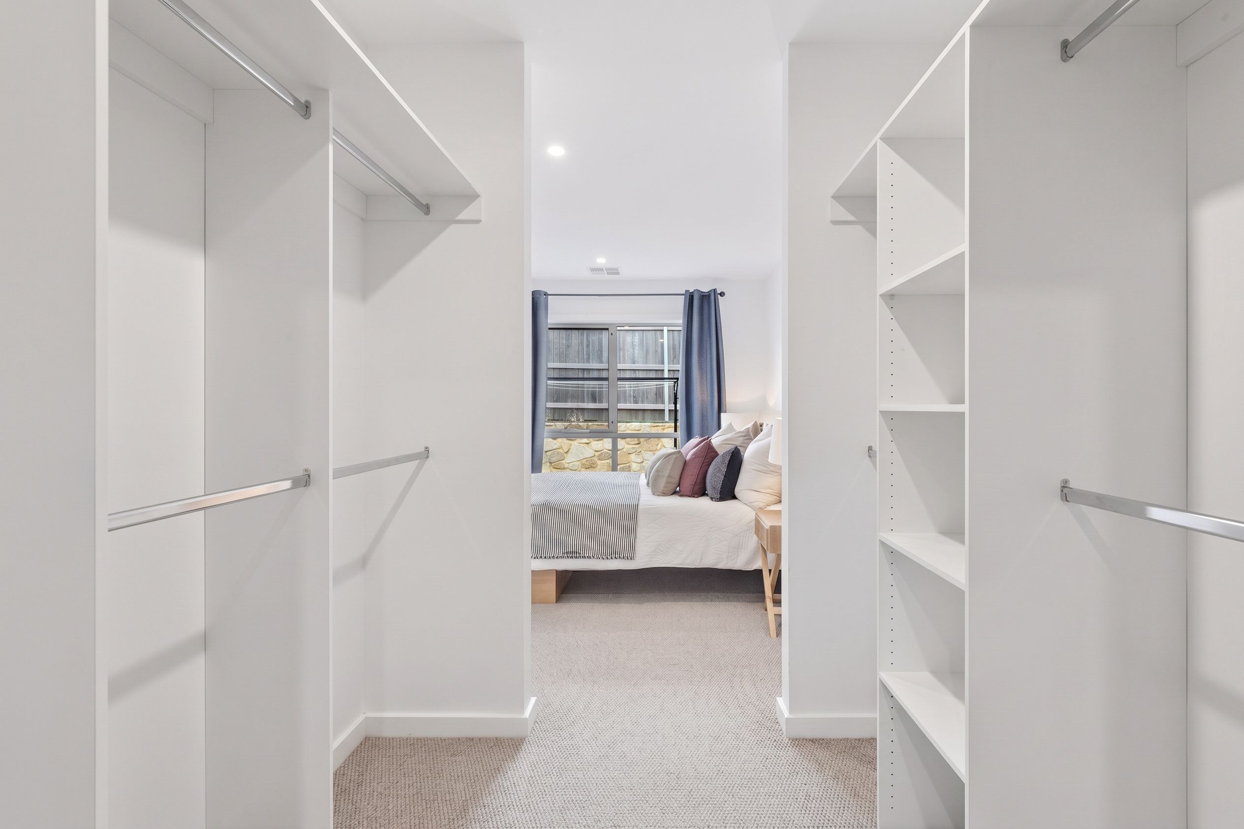 2/4 Lorraway Street — photo 8 of 27