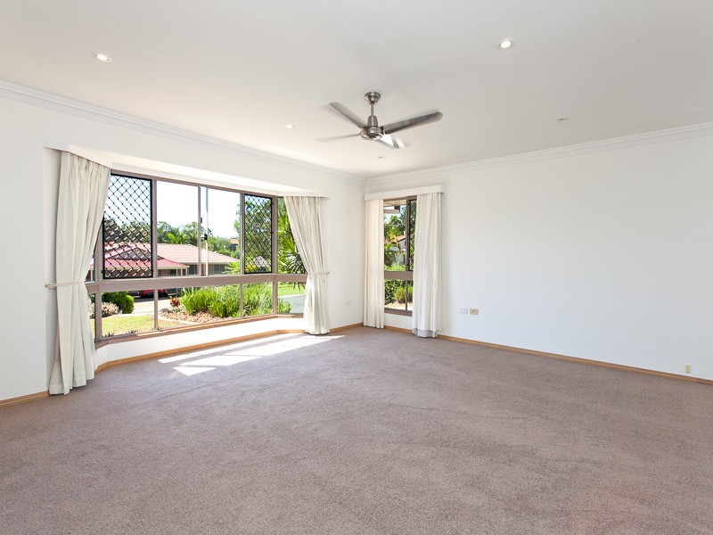 4 Pine Bark Court, Albany Creek, QLD 4035