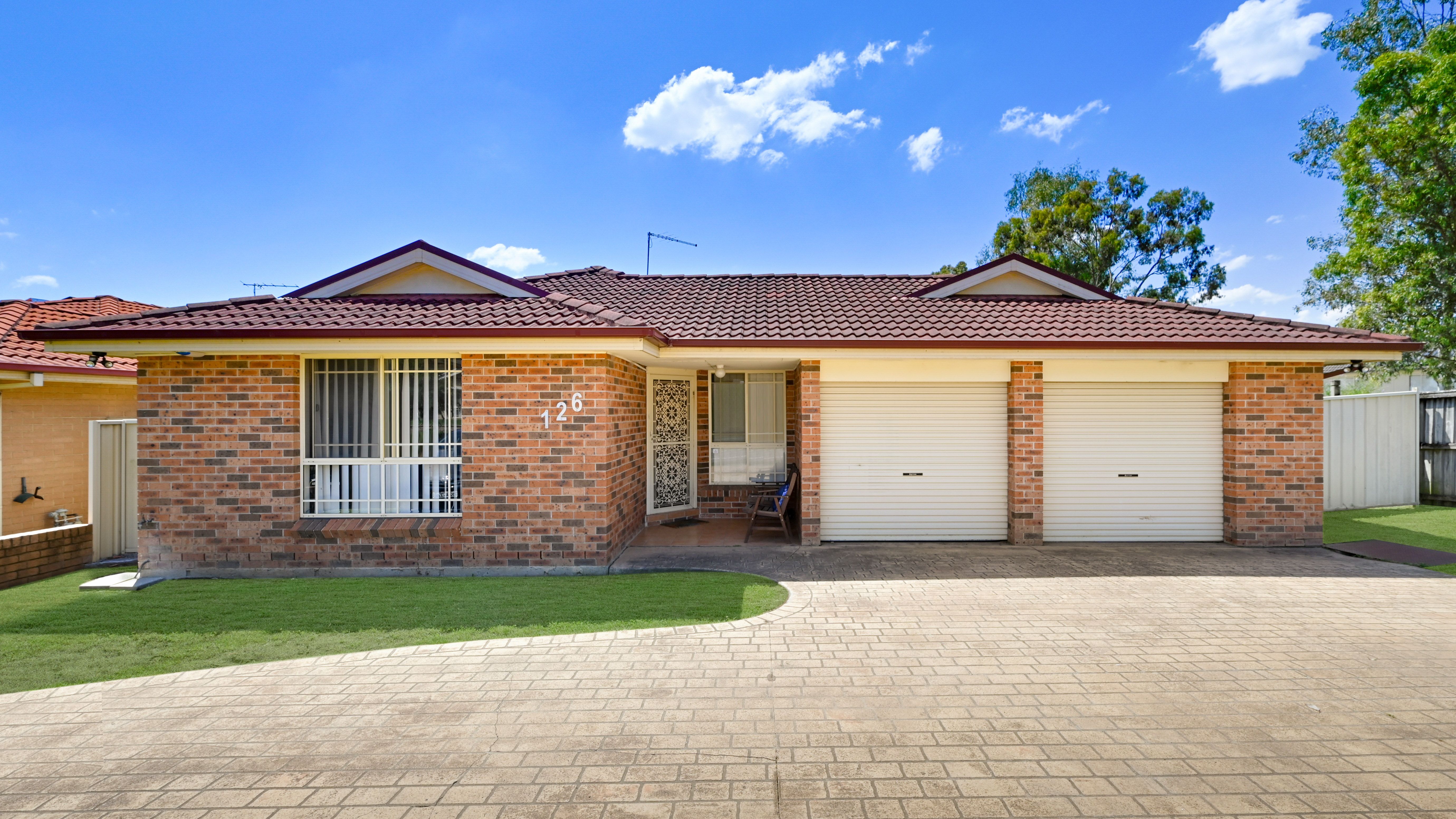 126 Welling Drive, Narellan Vale NSW 2567