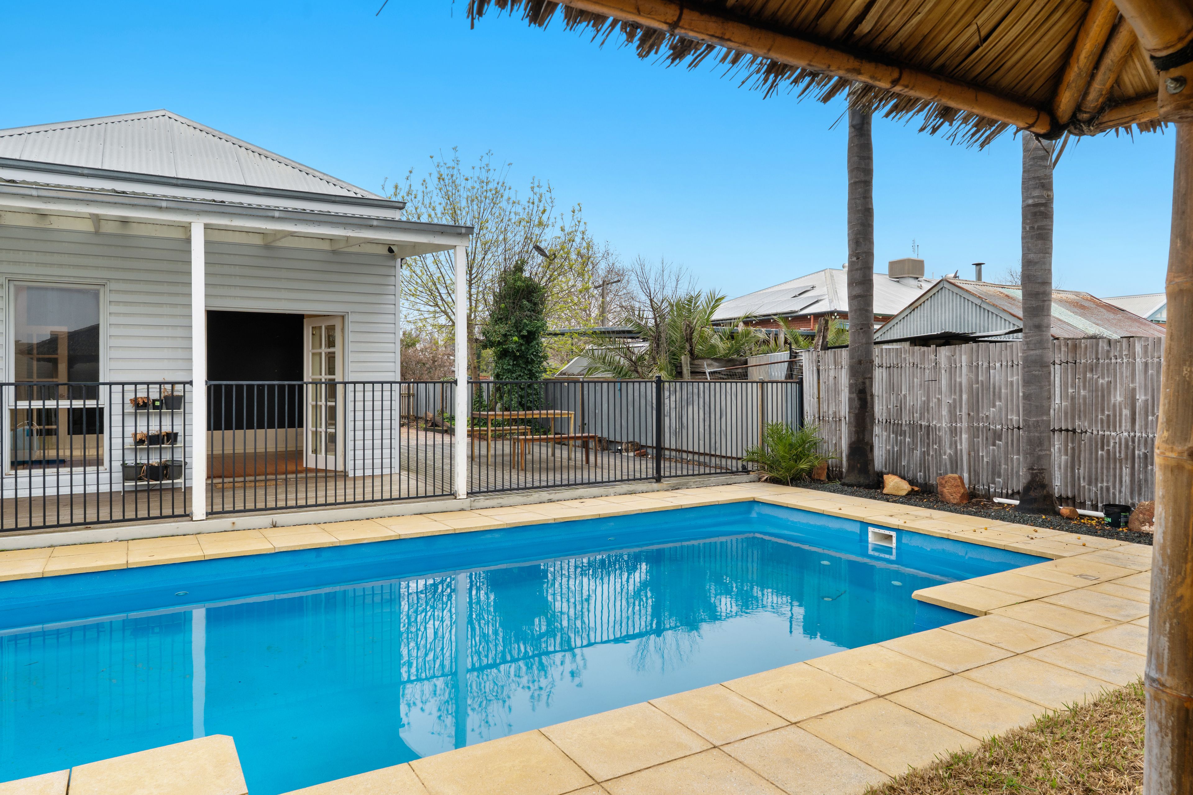 18 Hart Street — photo from Ray White Euroa