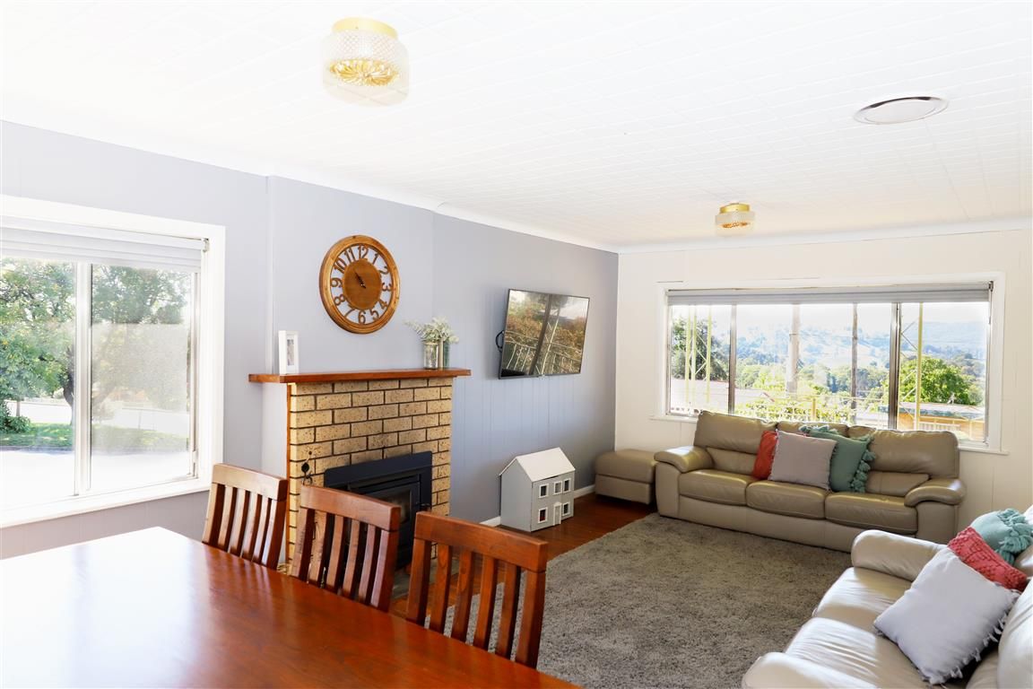 1 Mountain Avenue, Batlow, NSW 2730