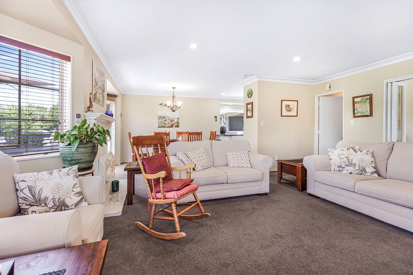 8 Perindale Drive, Chartwell, Hamilton City